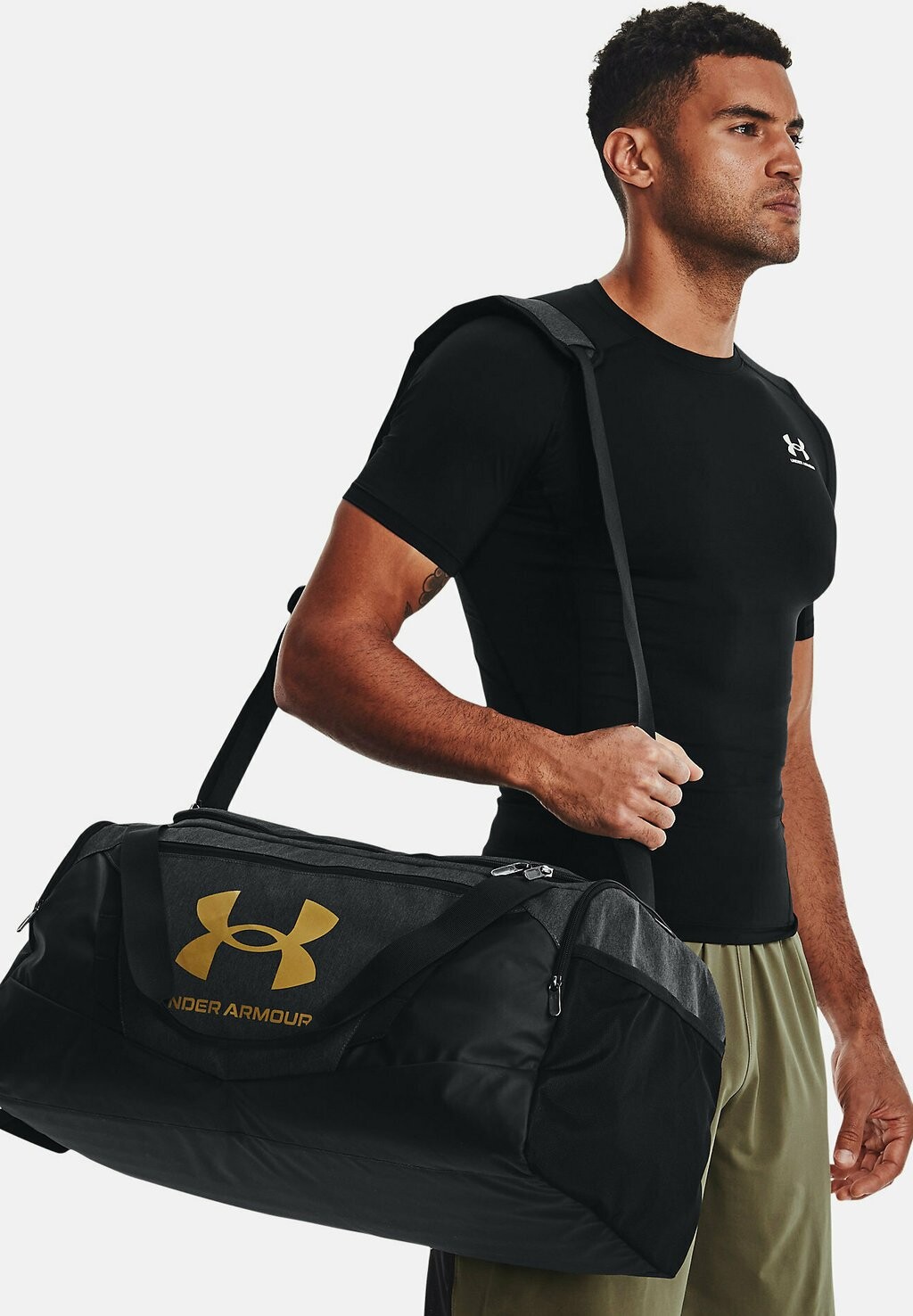 

Спортивная сумка Under Armour, черный