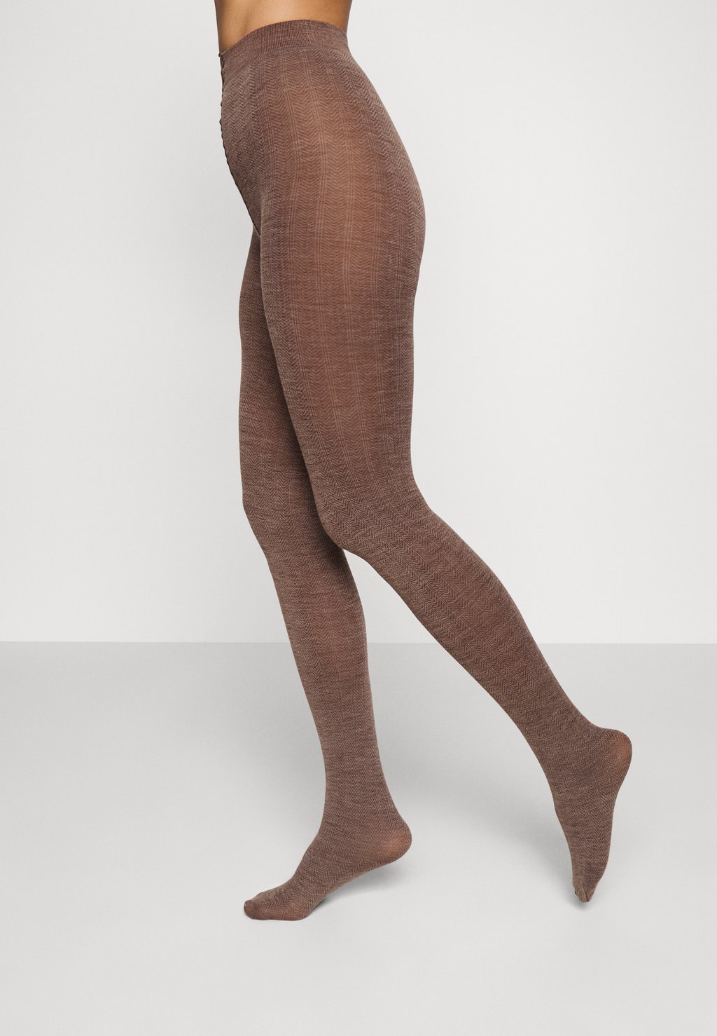 

Колготки YLVA ORGANIC WOOL FISHBONE TIGHTS Swedish Stockings, коричневый