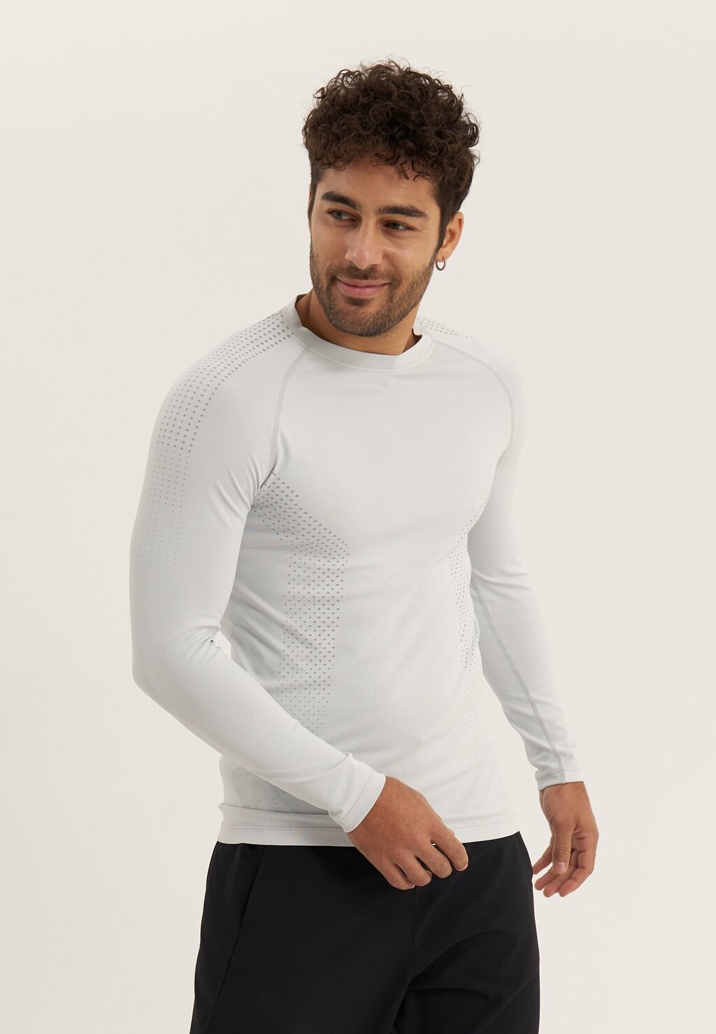 

Рубашка с длинным рукавом SEAMLESS Pier One Sport, цвет off-white