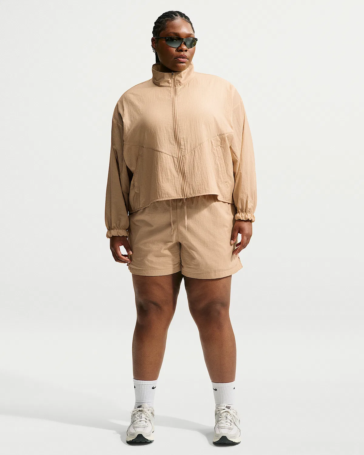 Женские свободные шорты с высокой посадкой из легкого рипстопа (плюс сайз) Nike Sportswear, Linen/Linen