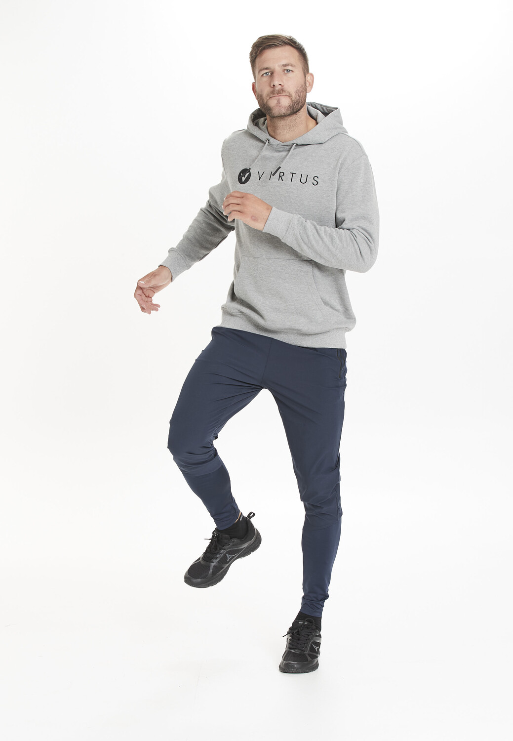 

Брюки Virtus Trainingshose BLAG V2, цвет 2101 Dark Sapphire