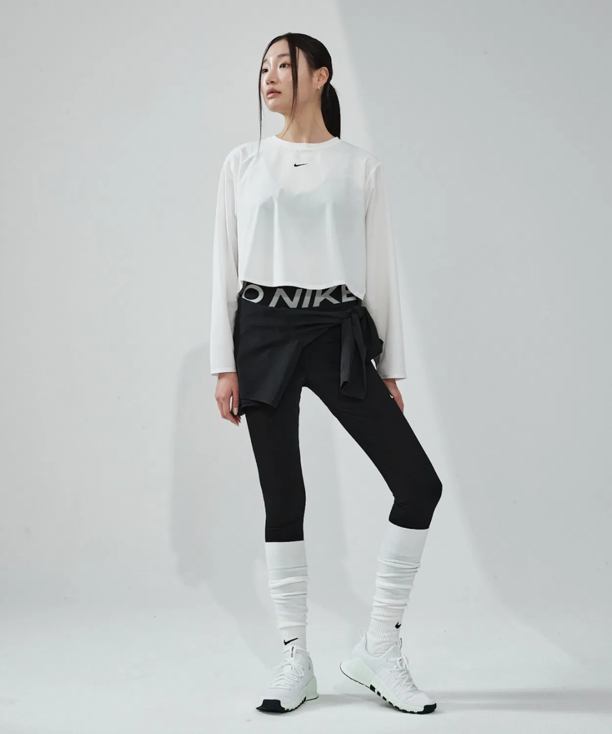 Женские леггинсы Nike Pro Sculpt High-Waisted Full-Length — фото 2