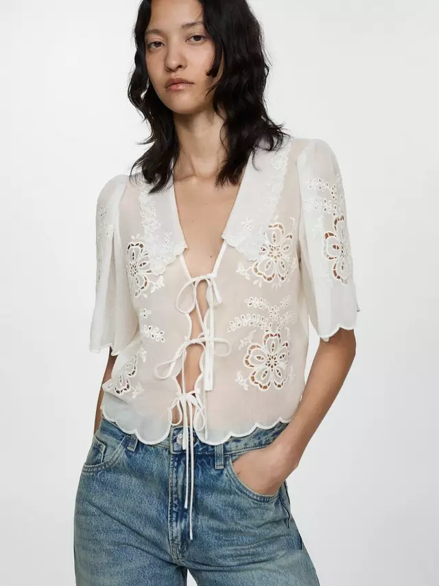 

Топ Mango Kash Embroidered, цвет natural white
