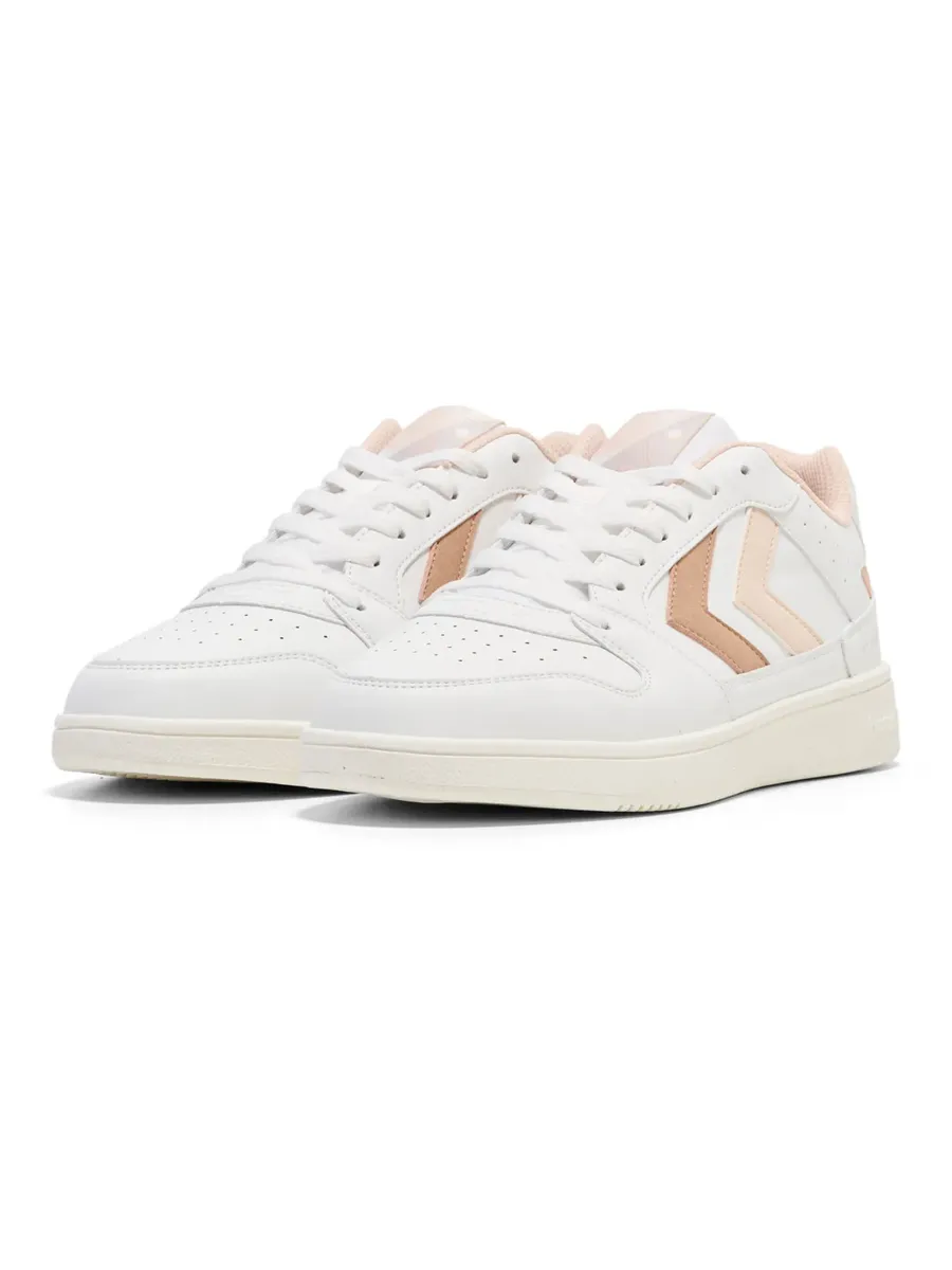 

Кроссовки Hummel "ST. POWER PLAY WMNS ", цвет Weiß-Apricot