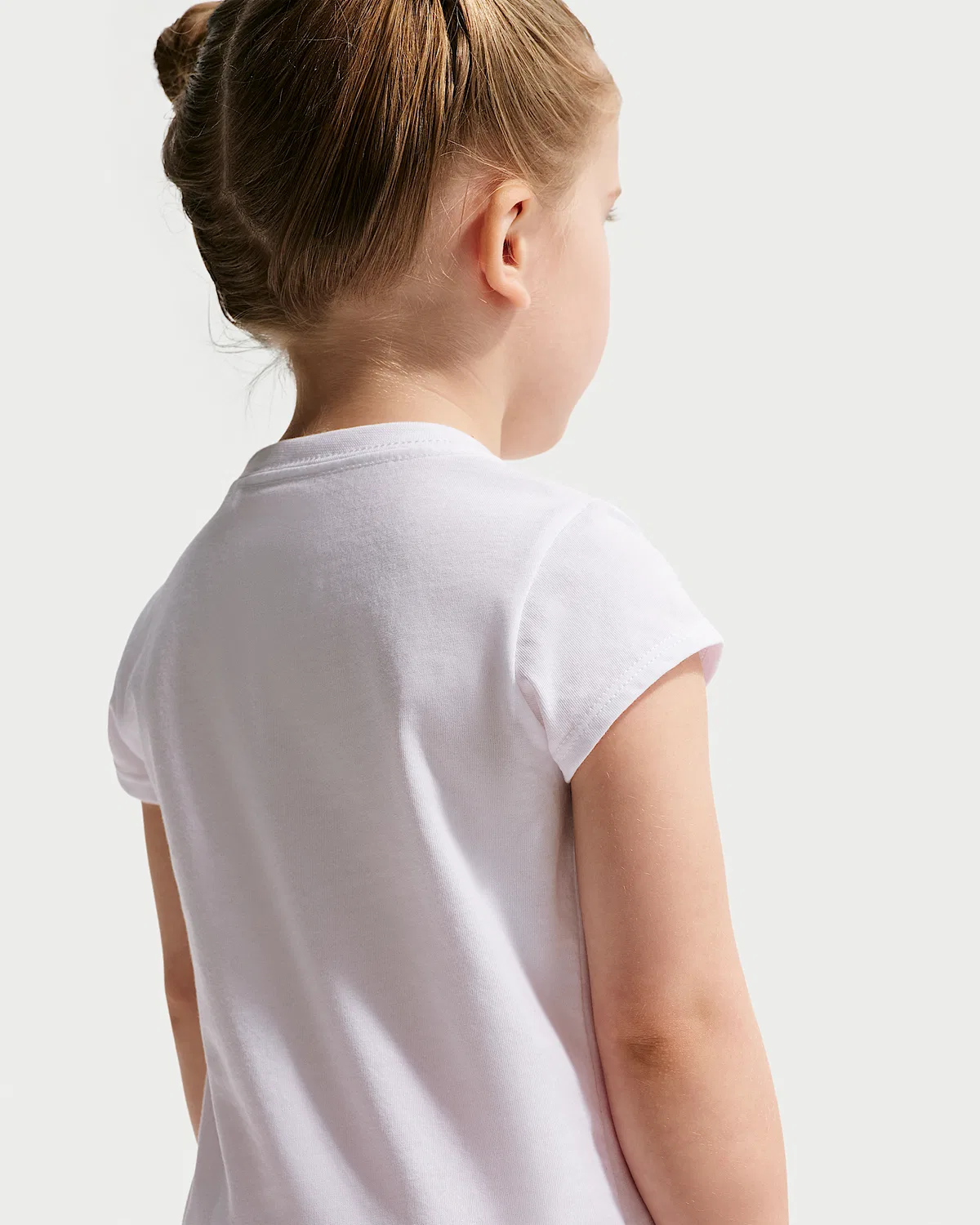 Детский комплект из шорт и топа Nike Move With Nature, Medium Soft Pink — фото 3