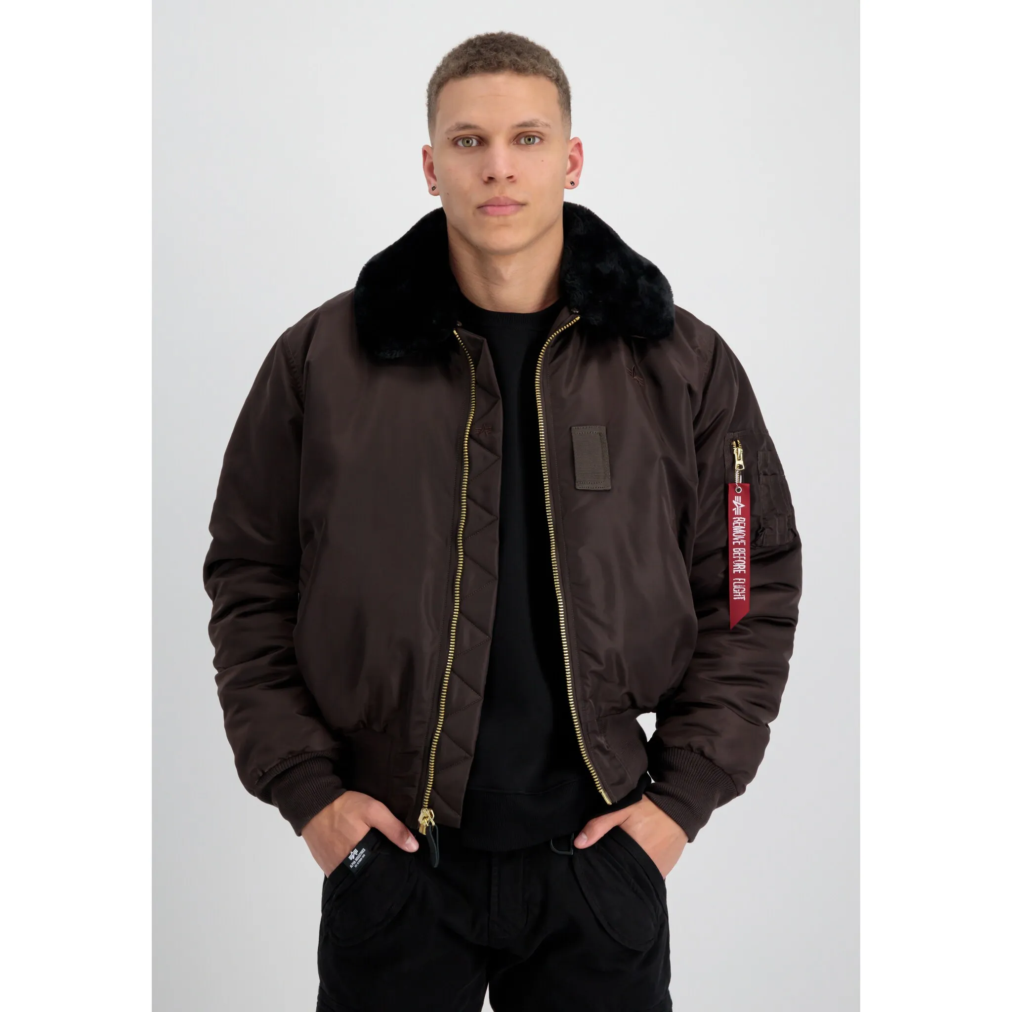 

Куртка-бомбер Alpha Industries " Alpha Industries Мужчины - Куртки-бомберы B-15 (HERITAGE)", коричневый
