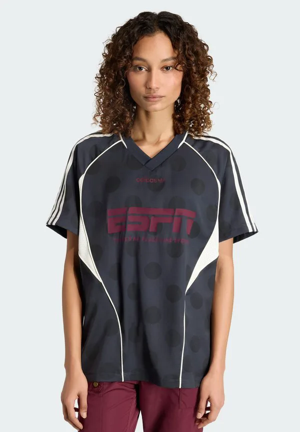 

Футболка в горошек Adidas Originals, Night Grey, Серый, Футболка в горошек Adidas Originals, Night Grey