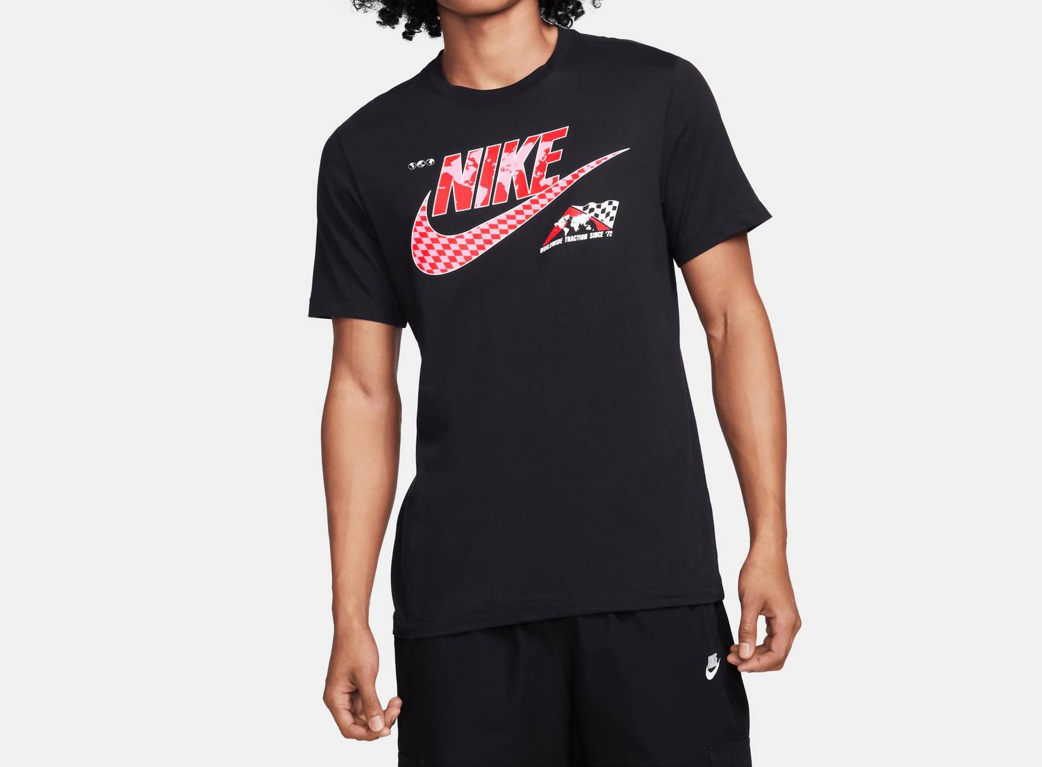

Мужская футболка с клетчатым флагом черного цвета Nike
