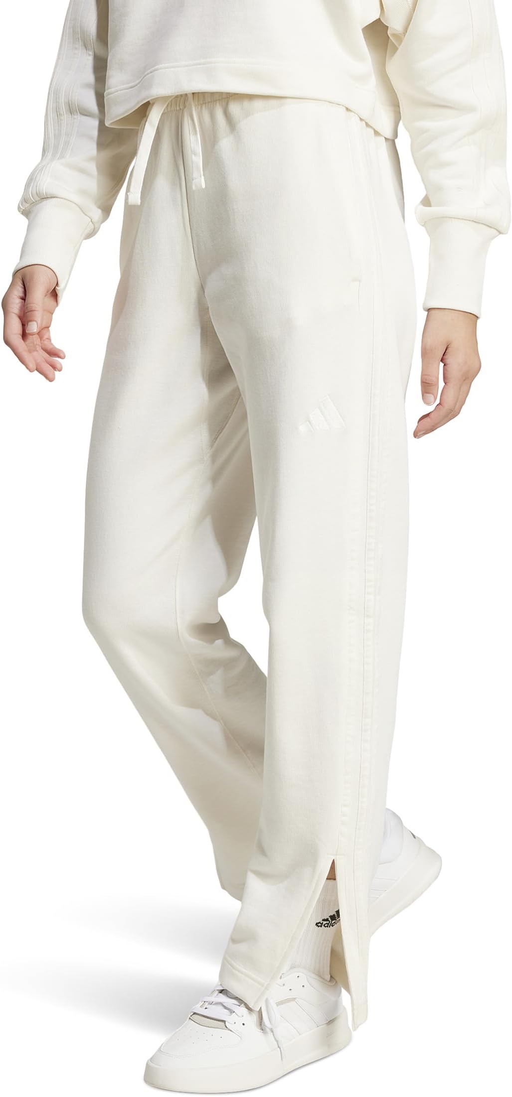 

Брюки adidas All SZN French Terry 3-Stripes Straight Leg Pants, цвет Off White