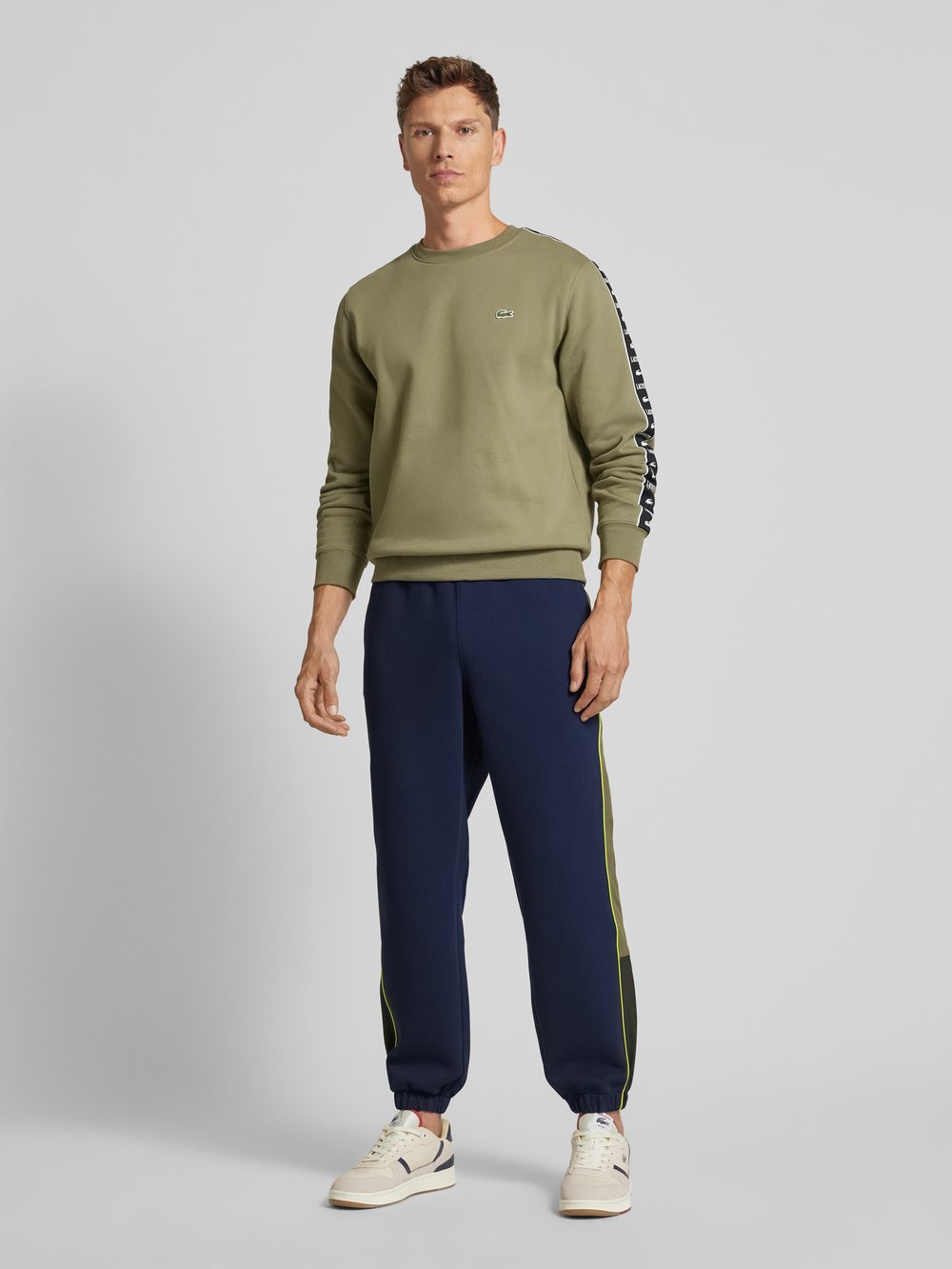 

Спортивные брюки с эластичным поясом Lacoste