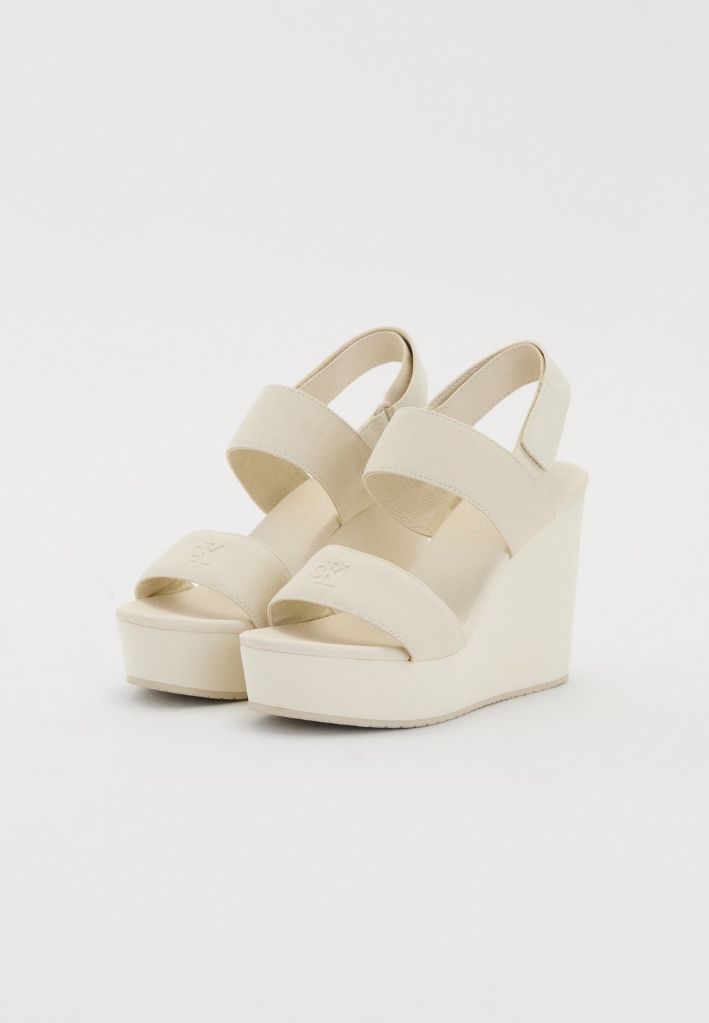 Босоножки на танкетке WEDGE Calvin Klein Jeans, слоновая кость — фото 2