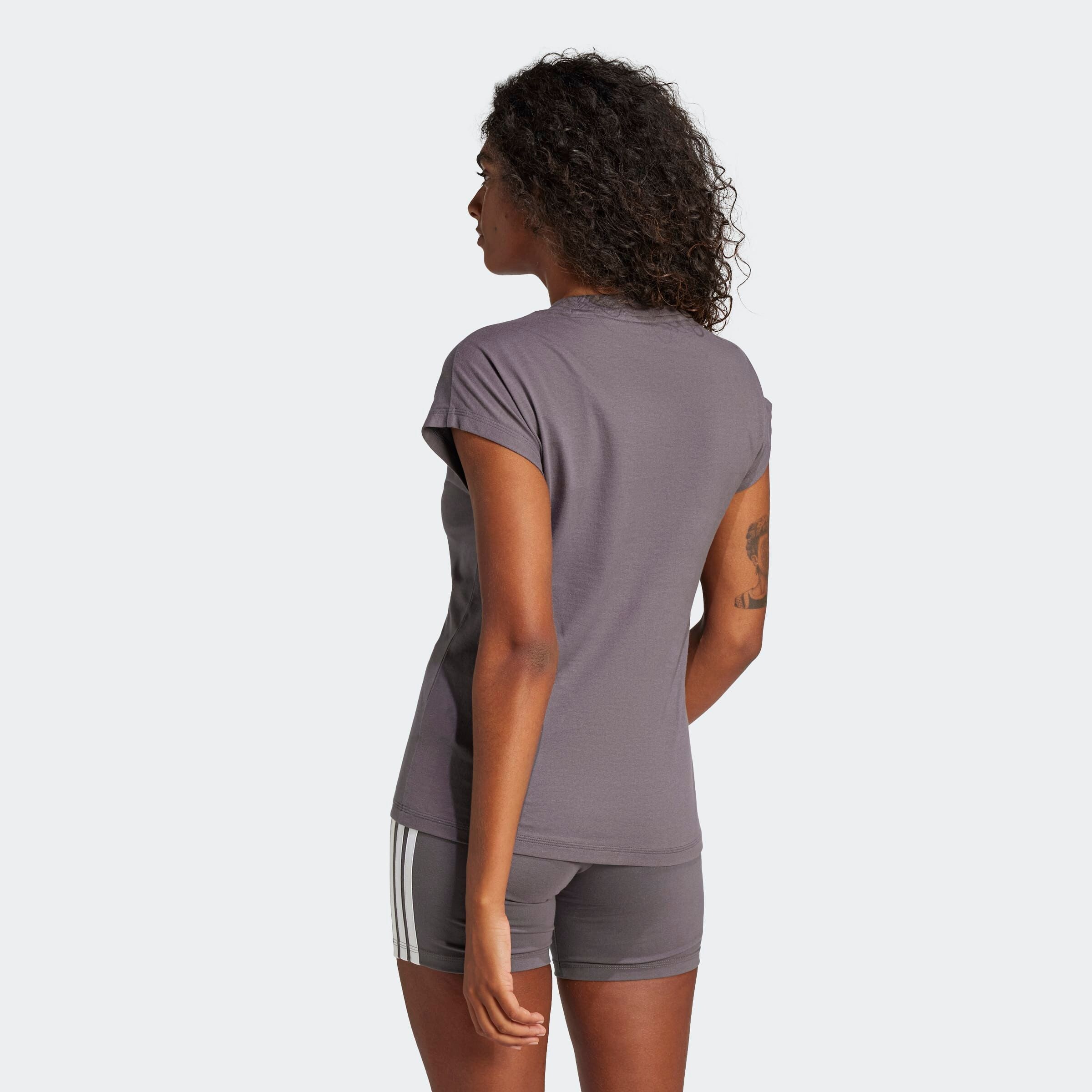 Adidas Sportswear Футболка Performance 'Essentials' в цвете Lavender — фото 4