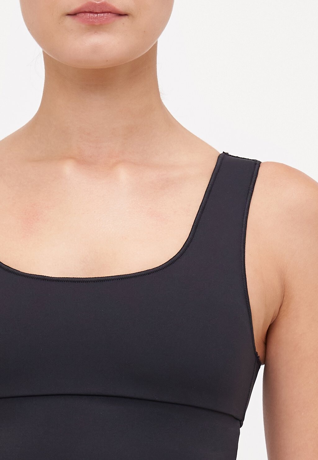 

Верх бикини CONTOUR CROP It's Now Cool, черный