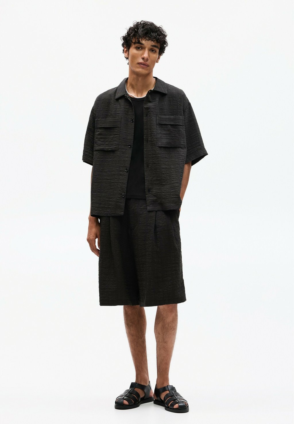 

Рубашка PULL&BEAR, черный