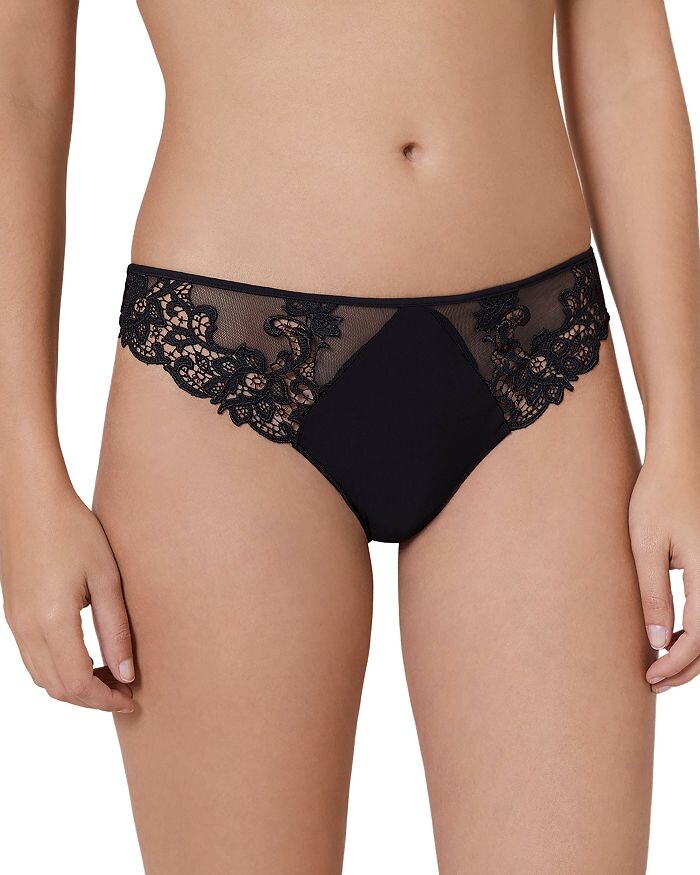 

сага стринги Simone Perele