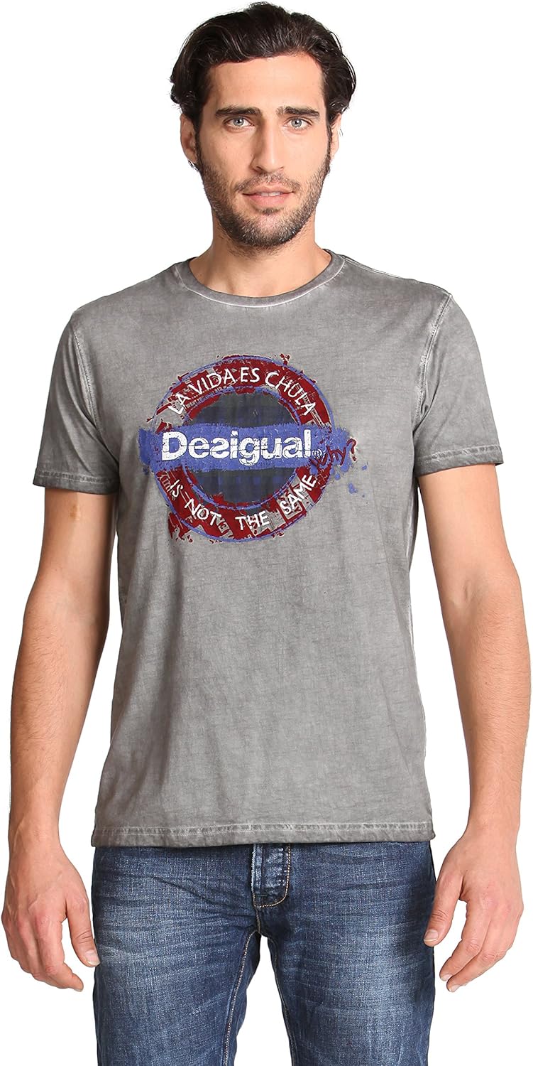 

Футболка Desigual, черный