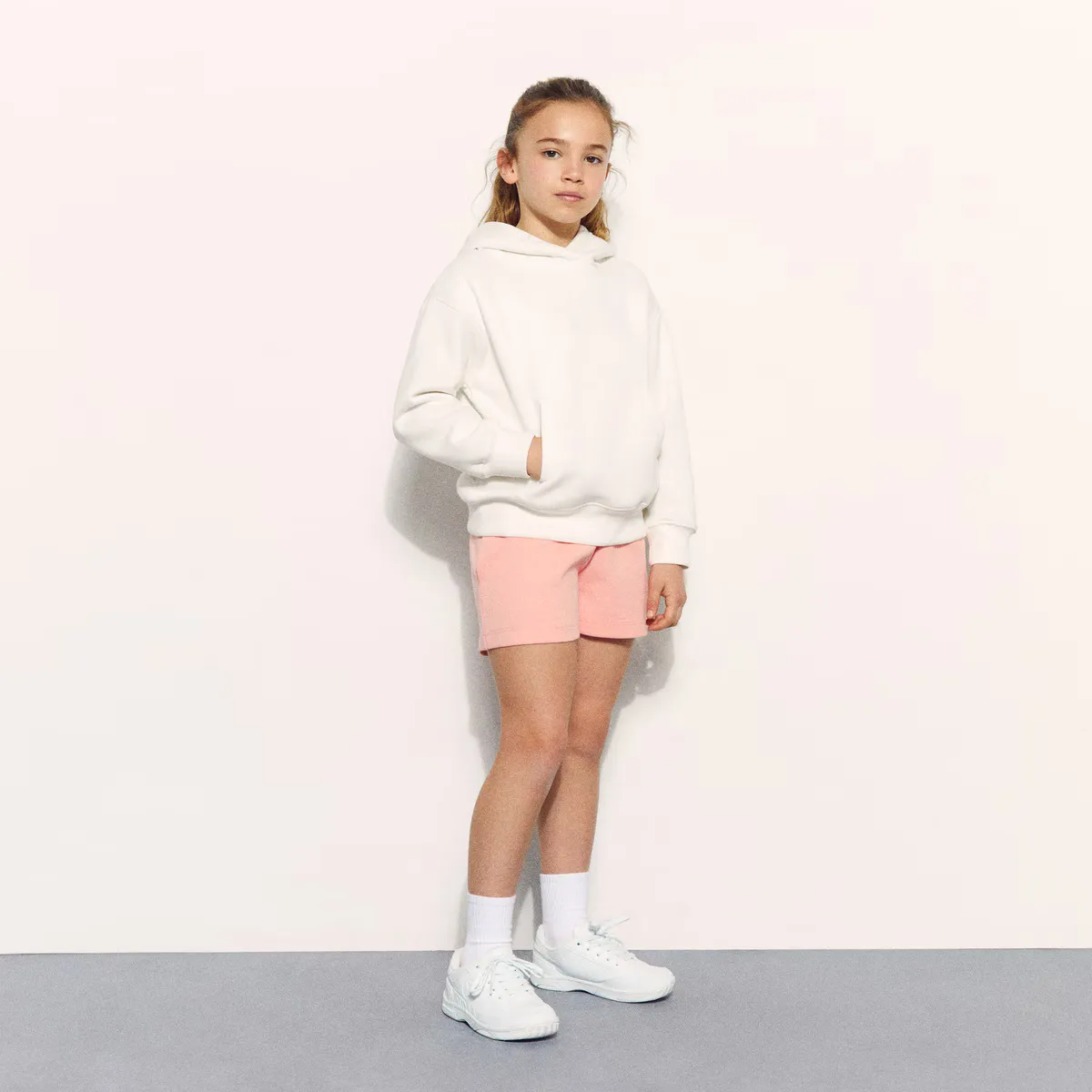

Boomerang Sportcasual толстовка для девочек, цвет 120 Crudo