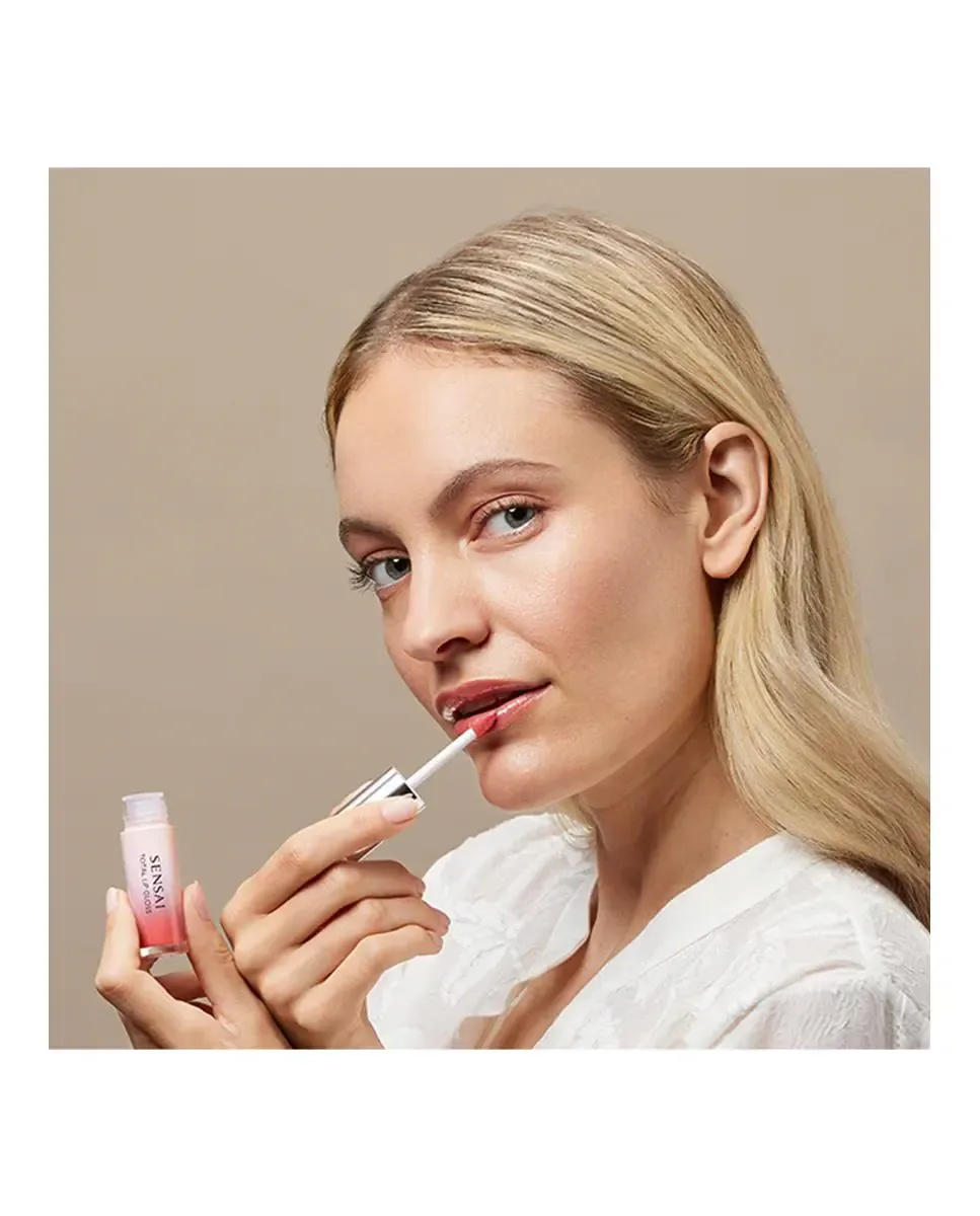Блеск для губ Sensai Colours Total Lip Gloss, 03 Shinonome Coral, 4.5 мл — фото 4