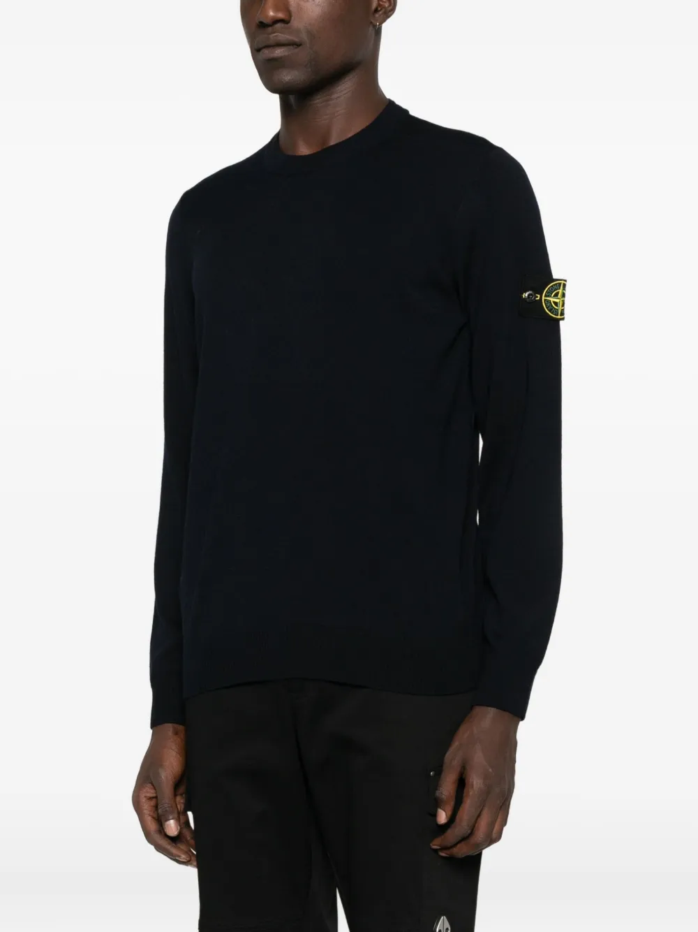 Свитер с круглым вырезом и нашивкой-логотипом Stone Island — фото 3