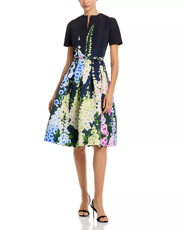 

Платье с коротким рукавом и множеством наперстянок в стиле деградации Oscar De La Renta, мультиколор