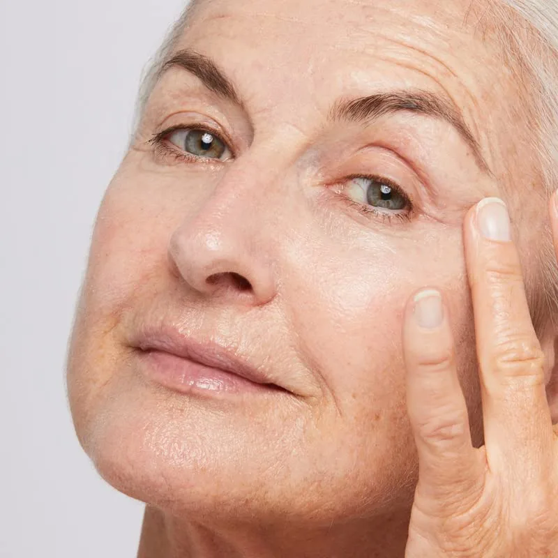 Крем для лица Dermalogica Multivitamin Power Firm Eye Cream от темных кругов и отеков, омолаживающий, укрепляющий кожу вокруг глаз крем с антиоксидантными витаминами. 14.18 г (1 шт.) — фото 4