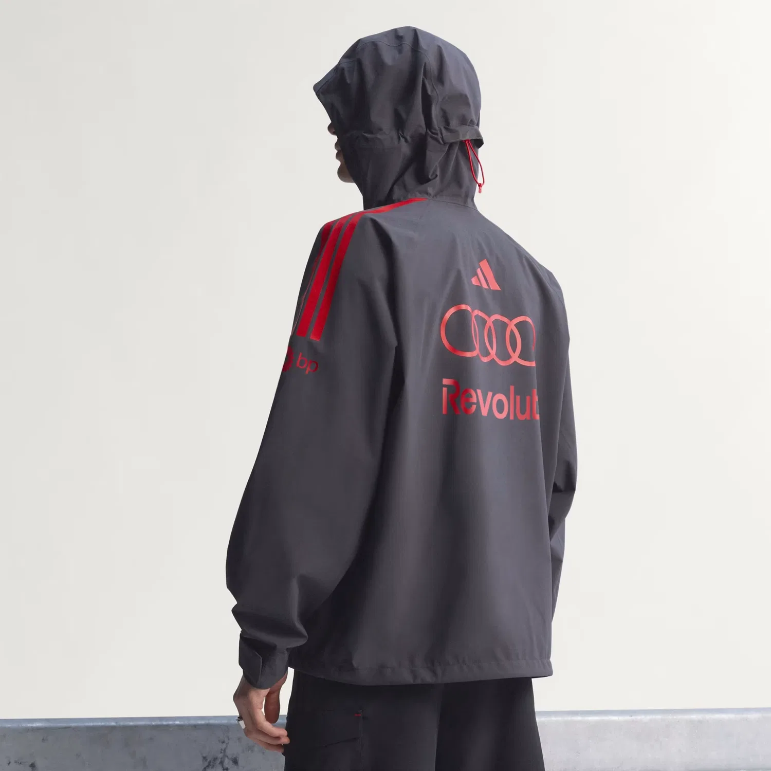 Куртка мужская x Audi TEAM REVOLUT F1 MECHANICS RAIN Adidas, Practical Black/High Resolution Red — фото 3