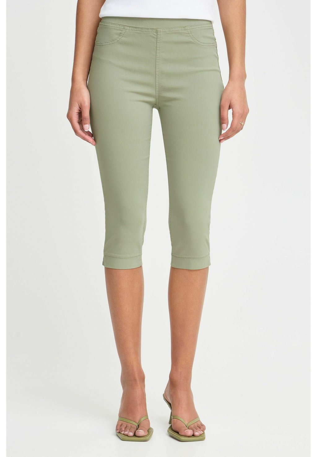 

Леггинсы OXKEANA - Shorts Oxmo, цвет Seagrass
