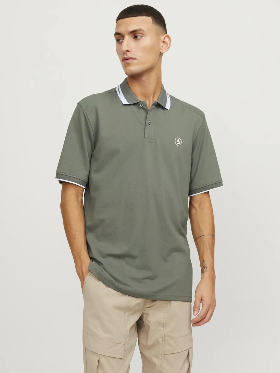 

Рубашка-поло Jack & Jones "JCOHASS LOGO POLO SS LN", зеленый