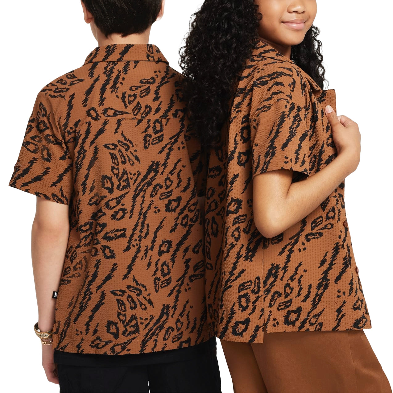 Рубашка (GS) Nike SB Dri-FIT Button-Down Skate Shirt 'Light British Tan' FN9218-281, коричневый — фото 2