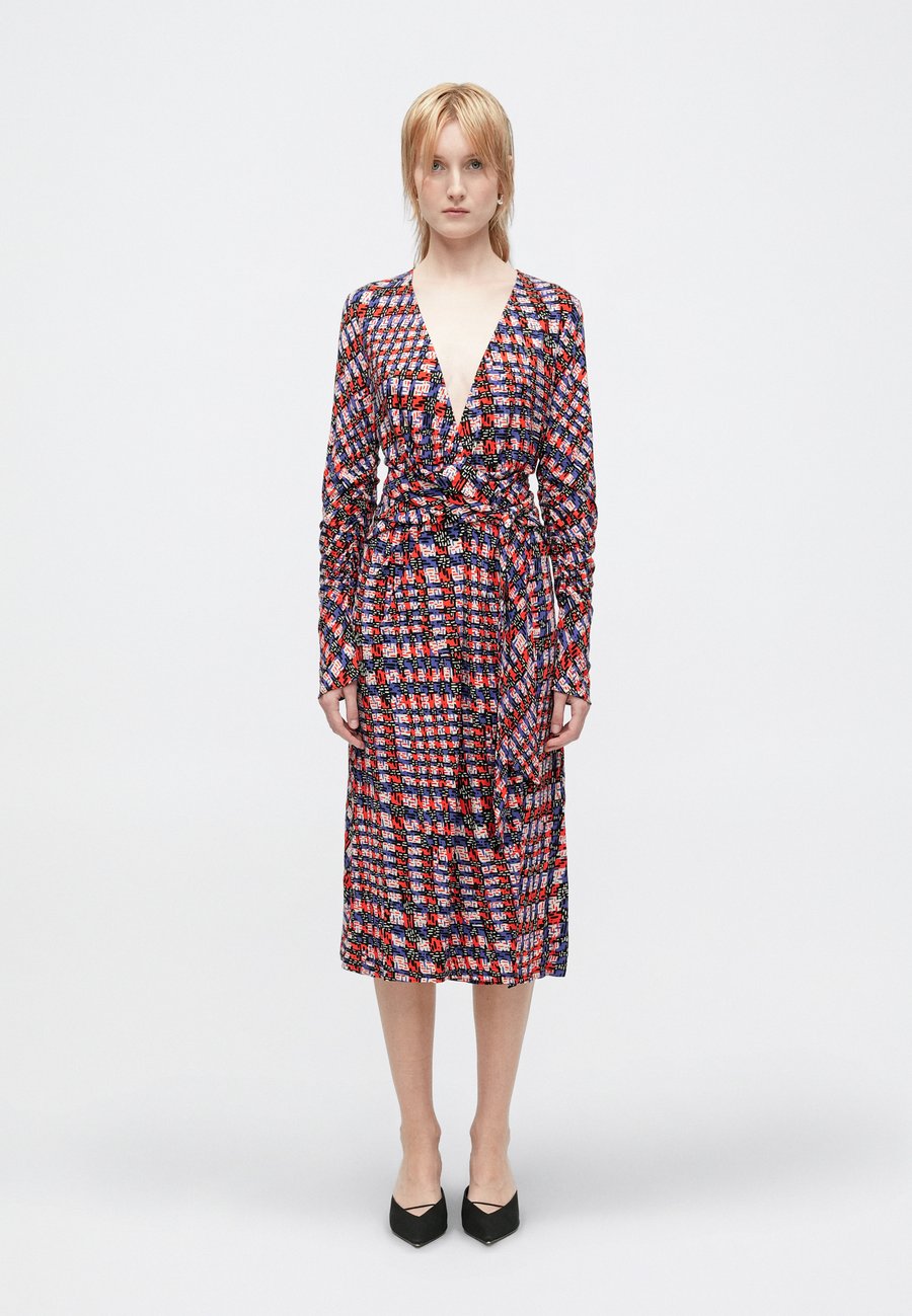 

Платье Diane von Furstenberg PAISLEY LONG SLEEVE DRESS, Purple