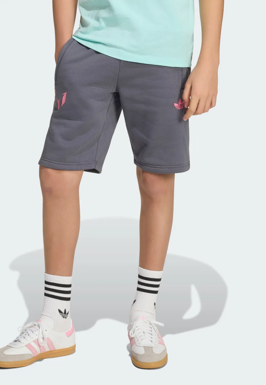 Спортивные шорты Adidas Originals Regular Workout Pants Messi серого цвета — фото 3