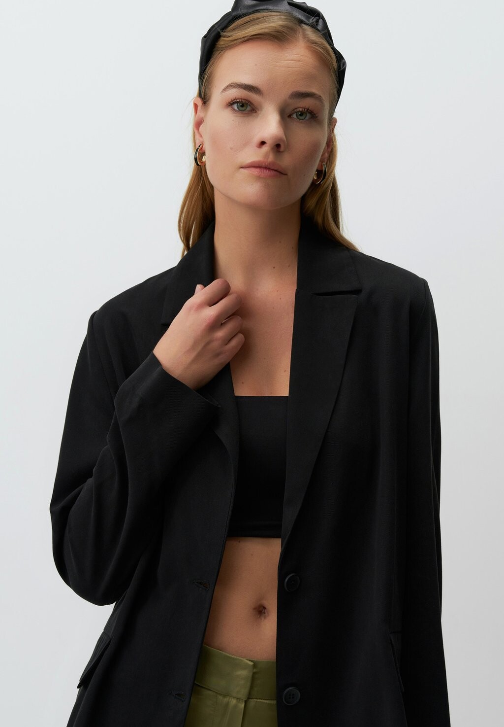 

Короткое пальто LONG SLEEVE OPEN COLLAR Jimmy Key, черный