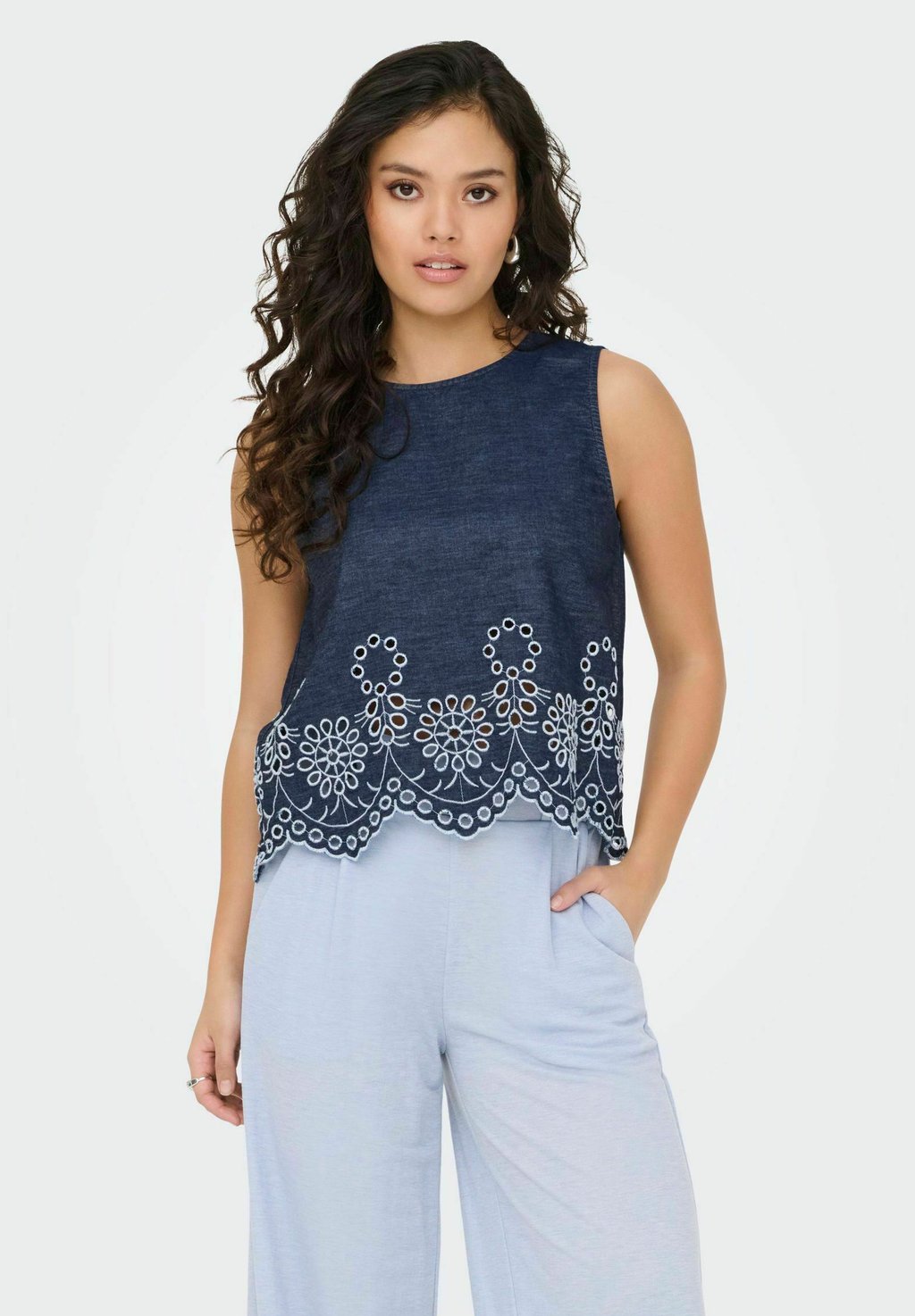 

Топ MARGOT JDY, цвет Medium Blue Denim
