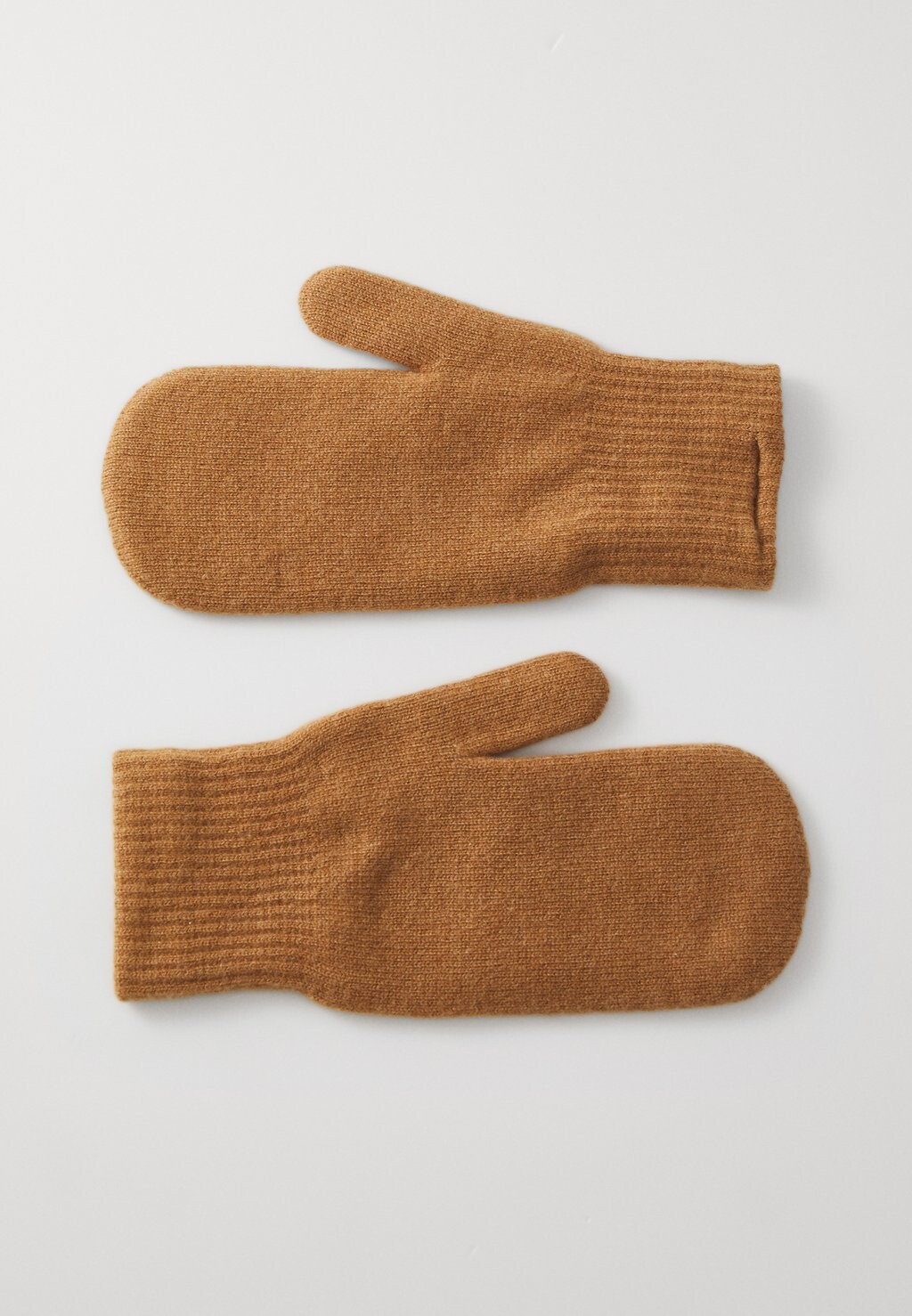 

Рукавицы CLASSIC MITTENS KNITID, коричневый