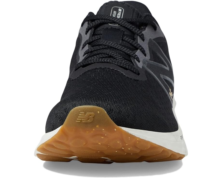 Кроссовки New Balance Fresh Foam Arishi v4, цвет Black/Light Gold Metallic — фото 3