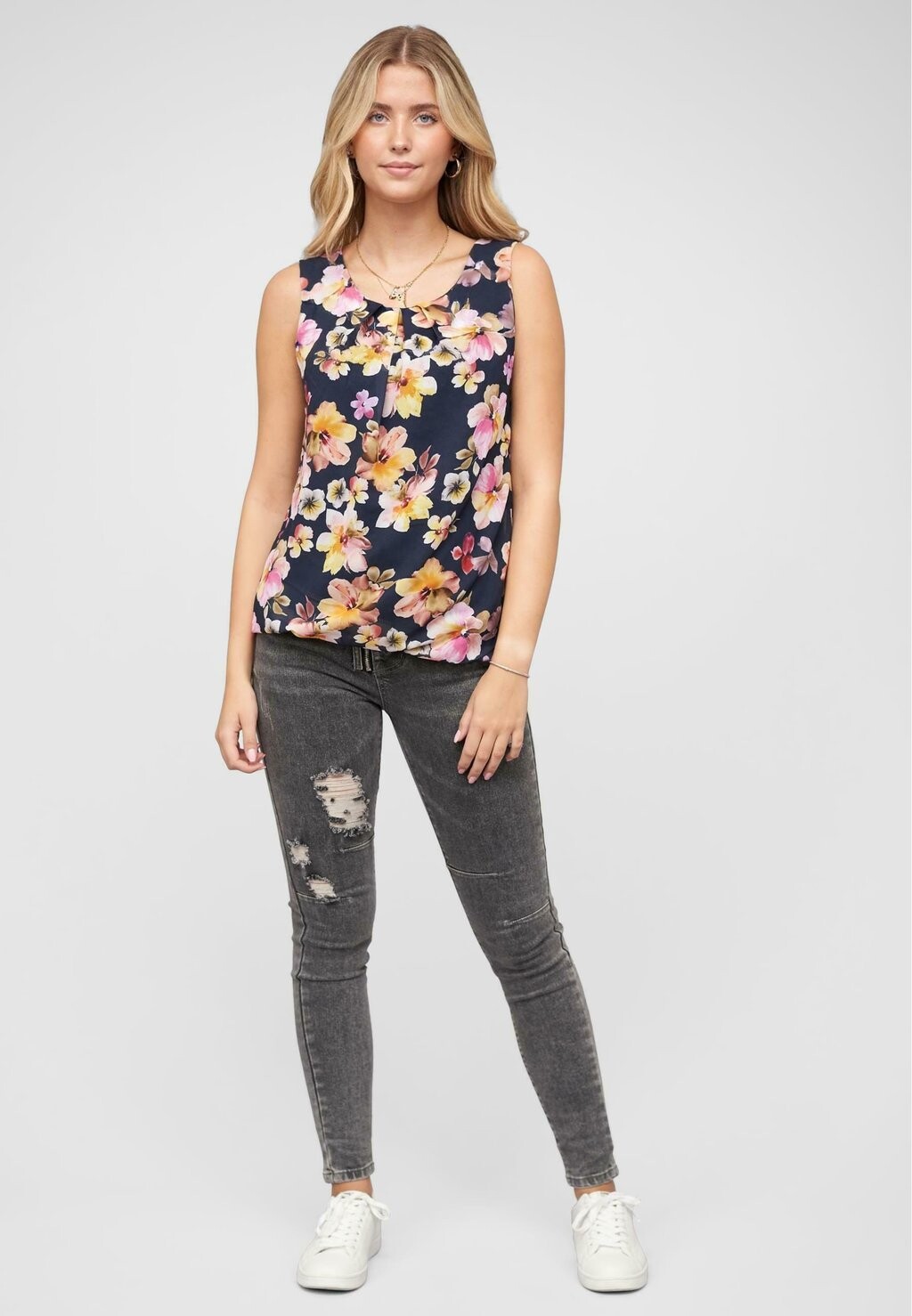 

Блуза MIT ALLOVER SPITZE HINTEN FLORALEM PRINT Cloud 5ive, темно-синий