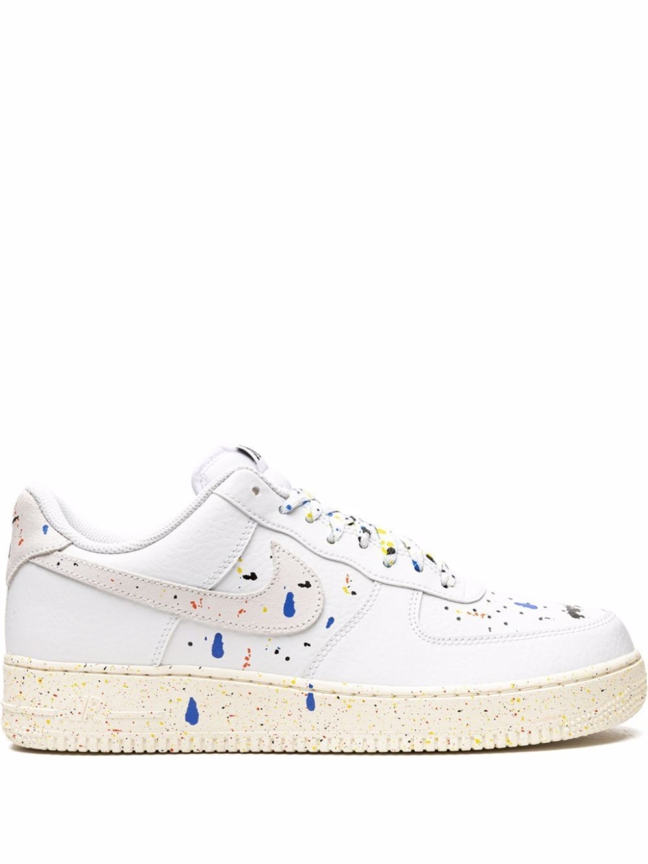 

Кроссовки Nike Air Force 1 '07 LV8, белый