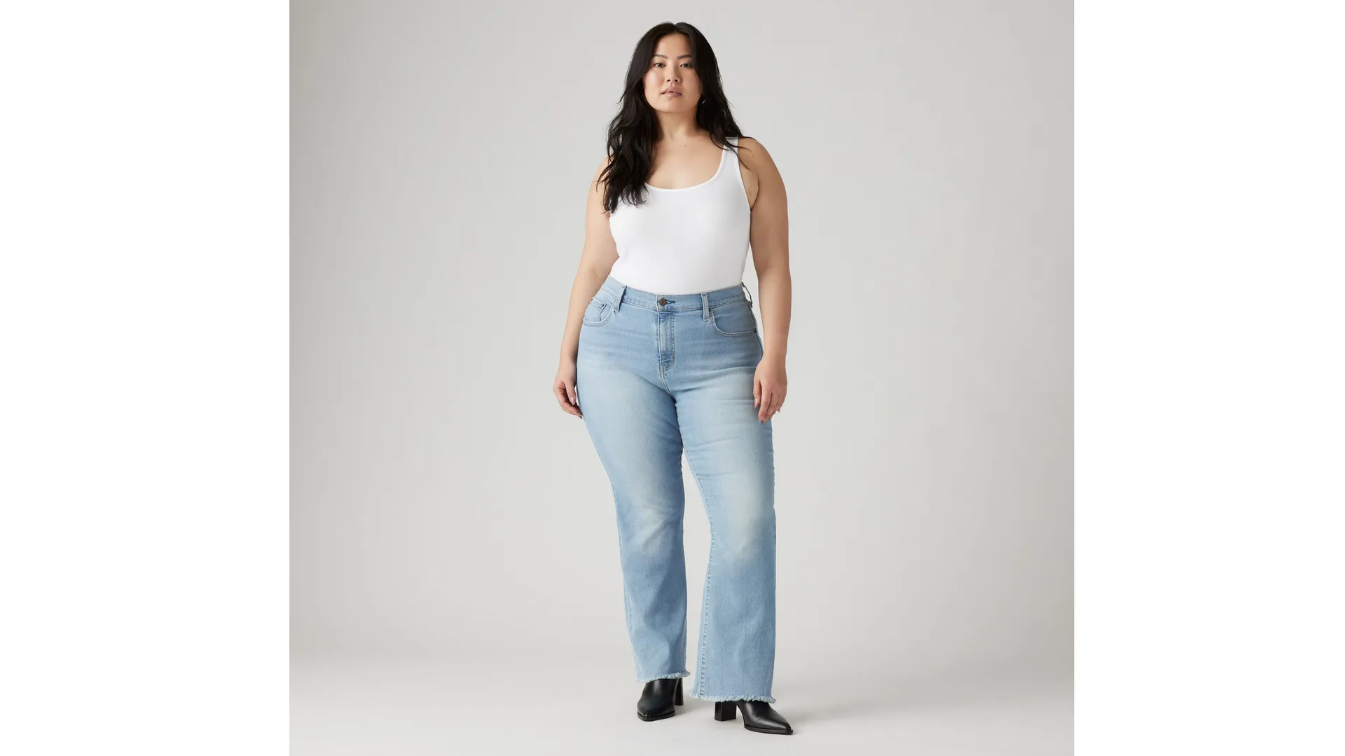 

Женские джинсы 725 с высокой посадкой (большие размеры) Levi's, цвет Just Landed - Light Wash
