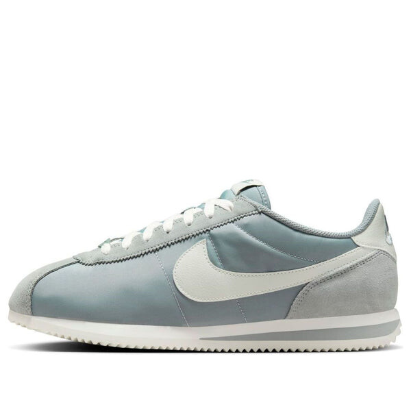 

Кроссовки cortez txt 'mica green sail' Nike, зеленый