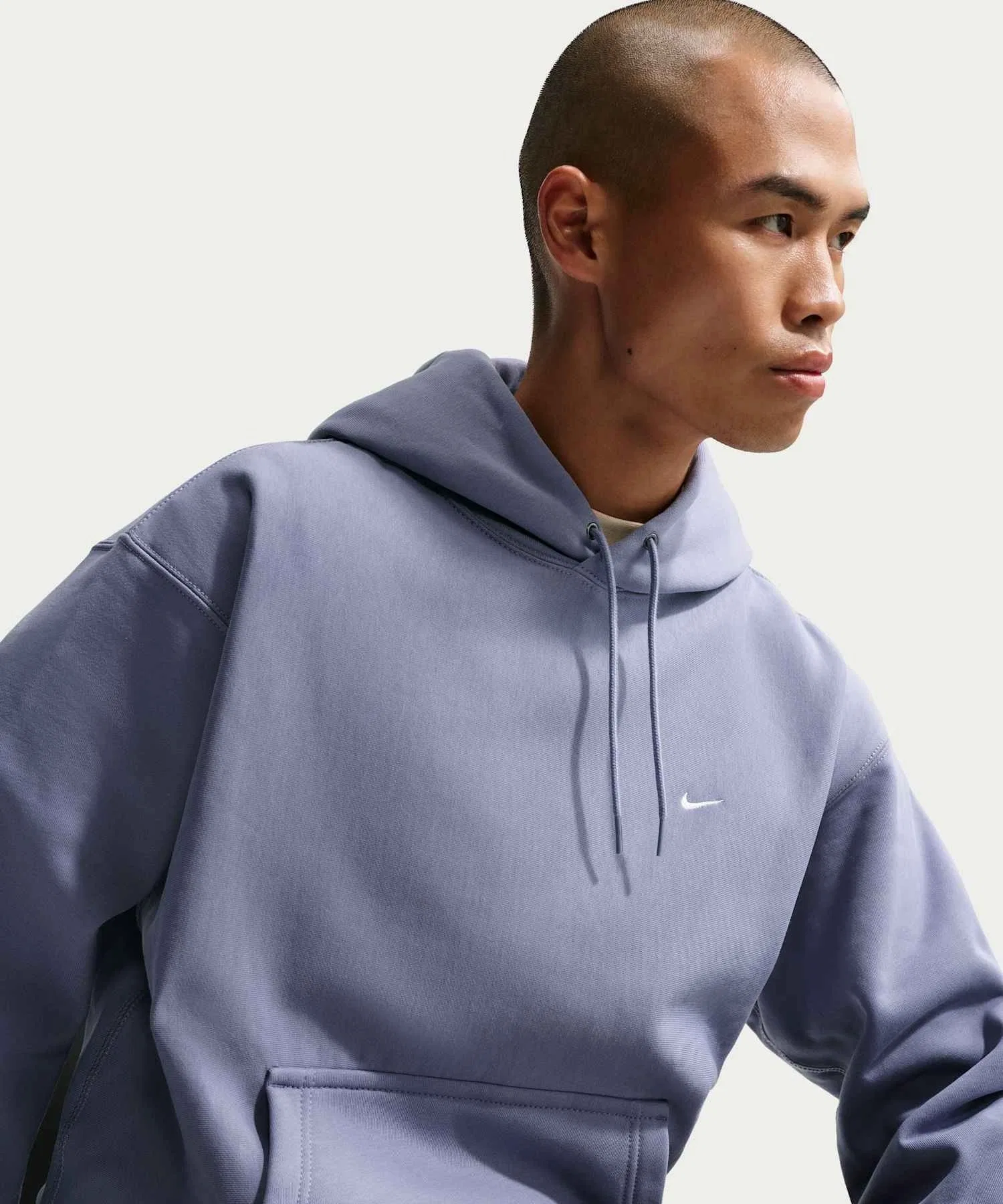 Мужская толстовка Nike Solo Swoosh с капюшоном HV1083-506, цвет «железо-фиолетовый». — фото 4