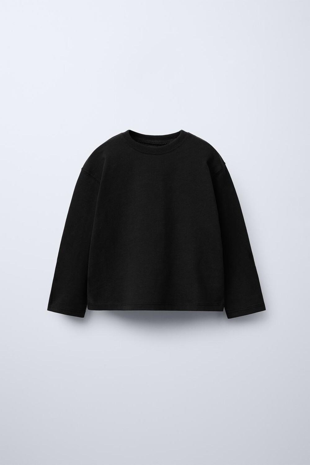 

Простая футболка с этикеткой ZARA, черный