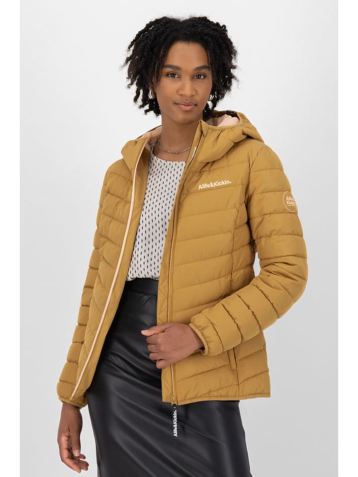 

Alife and kickin Зимняя куртка "RabeaAK" желтого цвета
