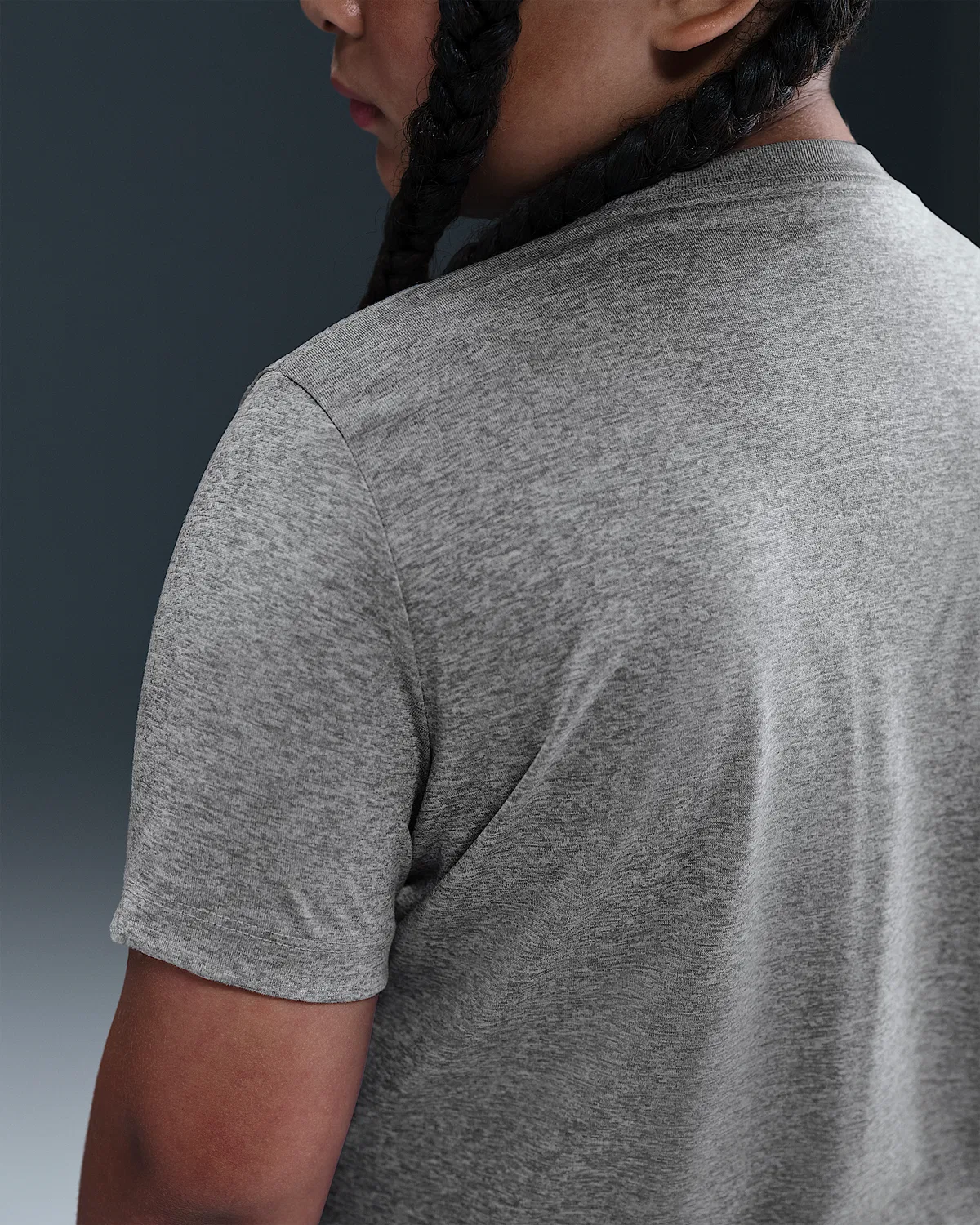 Детская футболка Nike Legend Dri-FIT для тренировок, Tumbled Grey/Flat Silver/Heather — фото 2