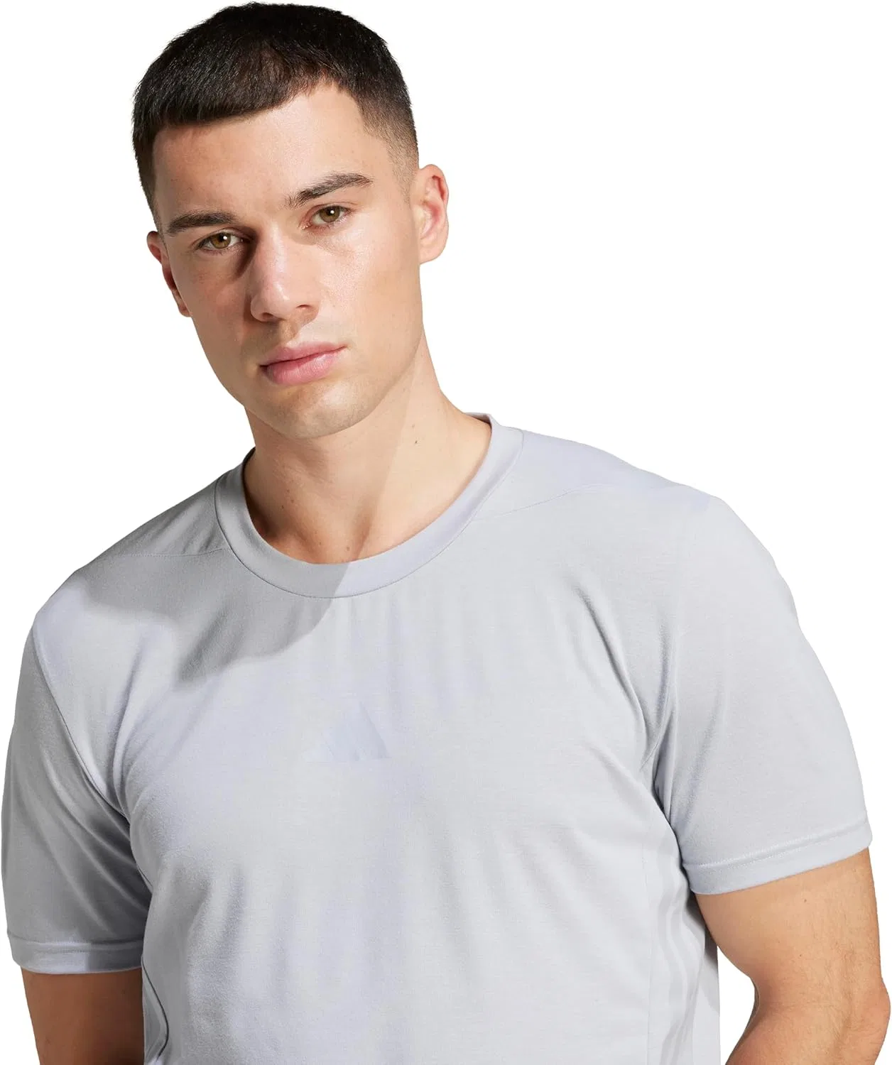 Футболка Adidas Designed for Training с тремя полосками, серебряный — фото 2