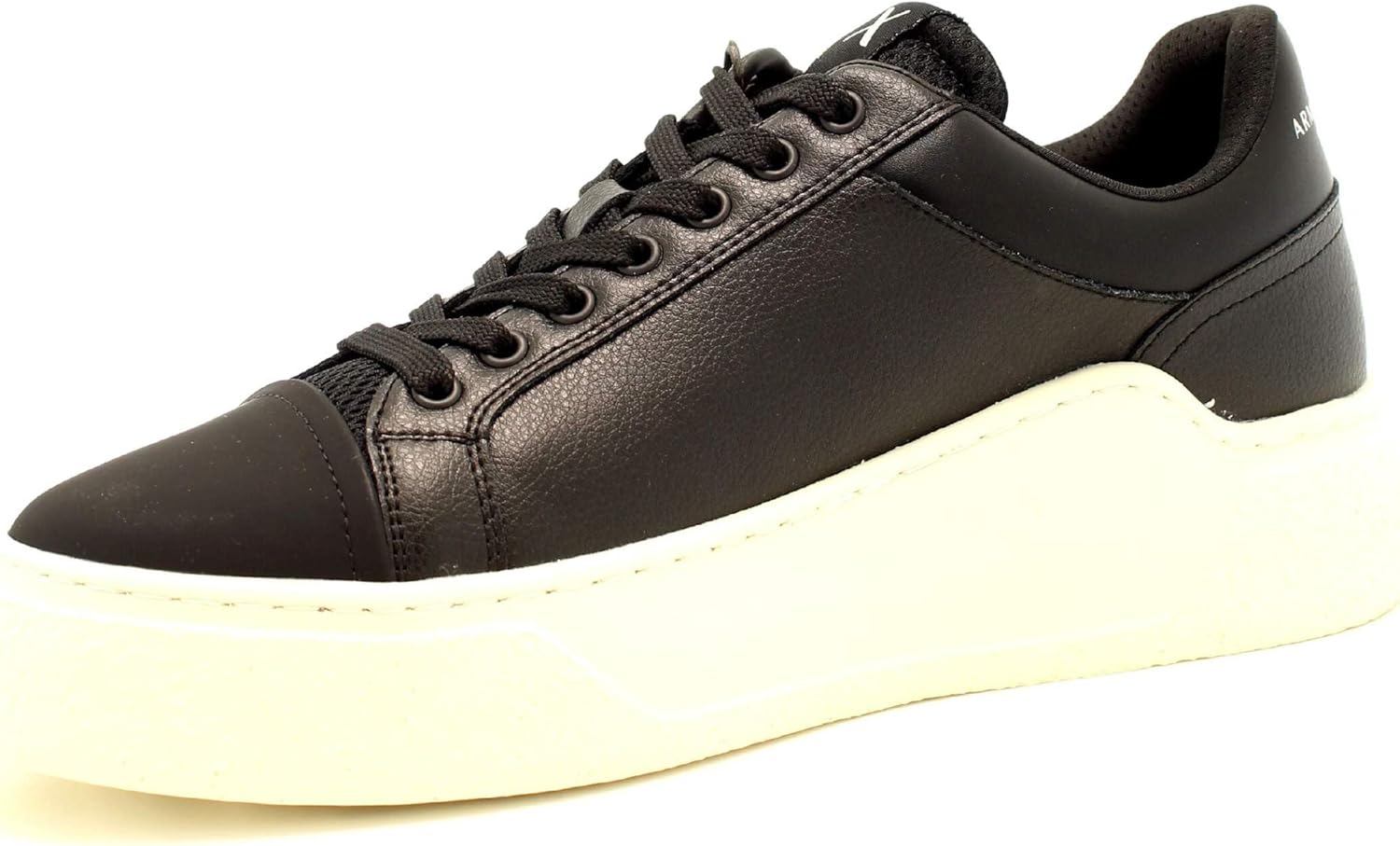Кроссовки Armani Exchange Mens Lion Classic, черный — фото 4