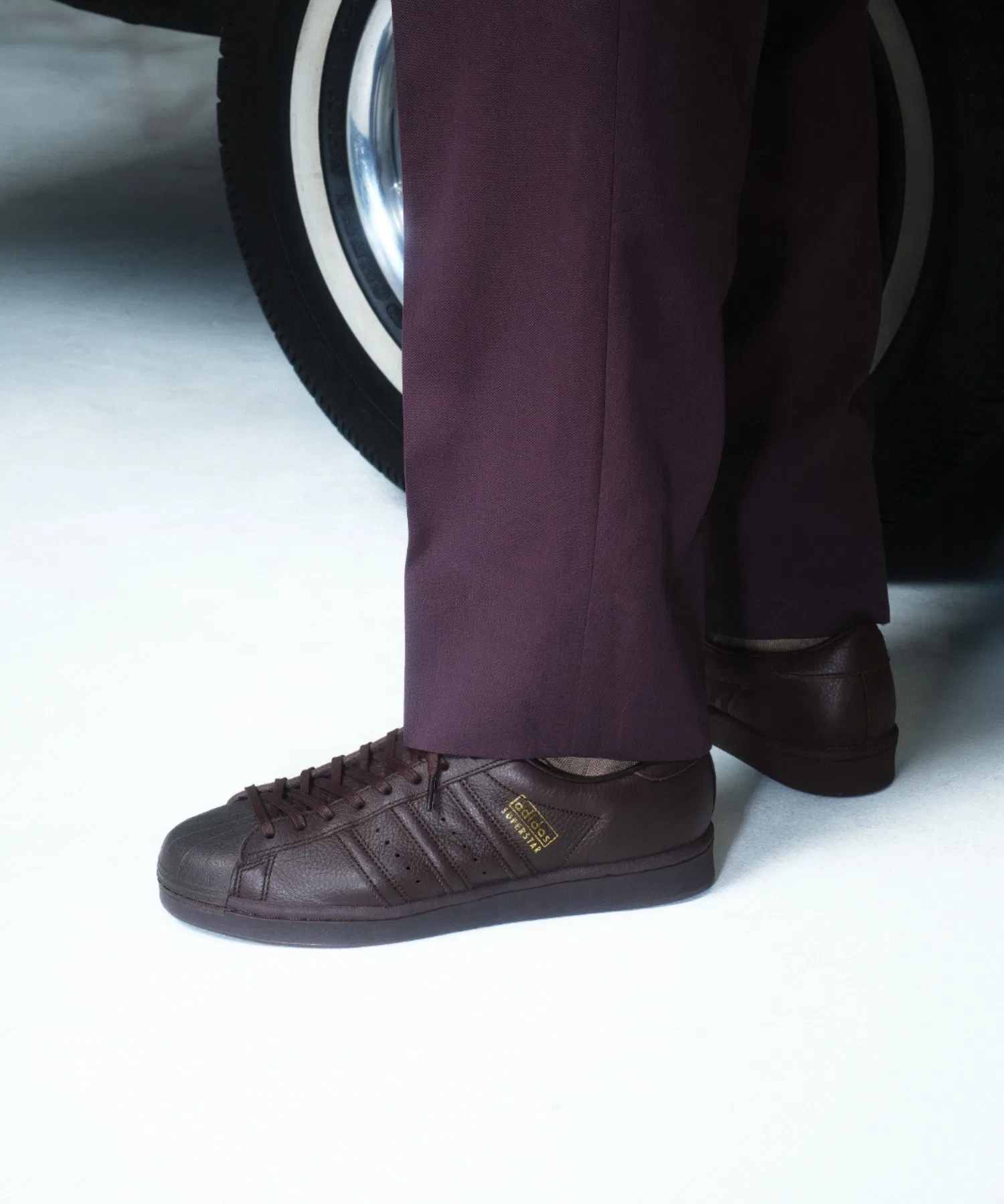 Унисекс винтажные кроссовки из натуральной кожи SUPERSTAR VINTAGE KJ6884 adidas коричневые