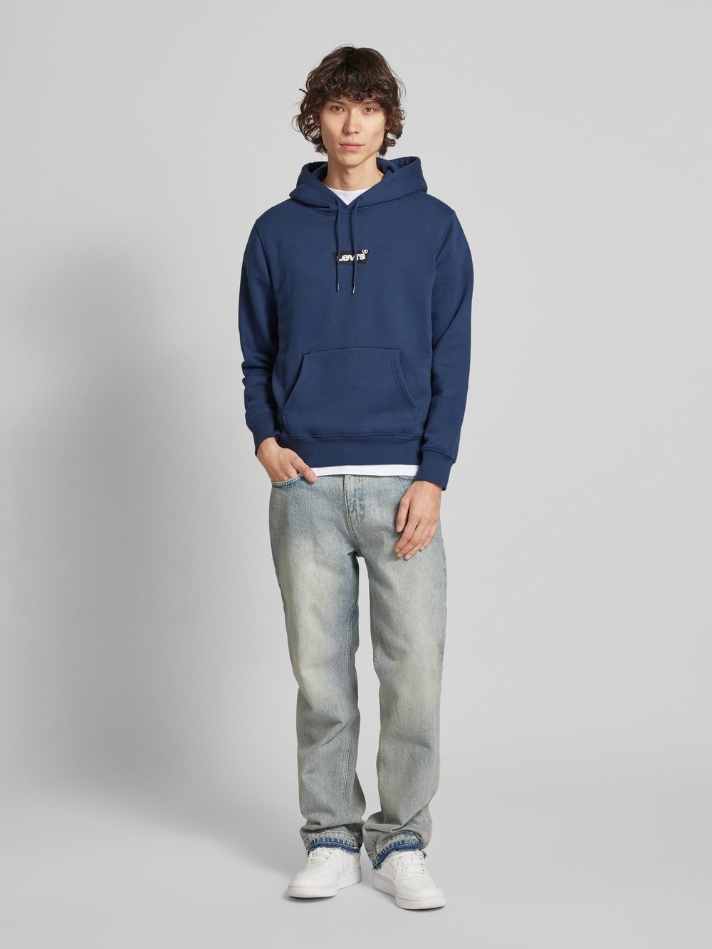

Толстовка с капюшоном Levi's, темно-синий