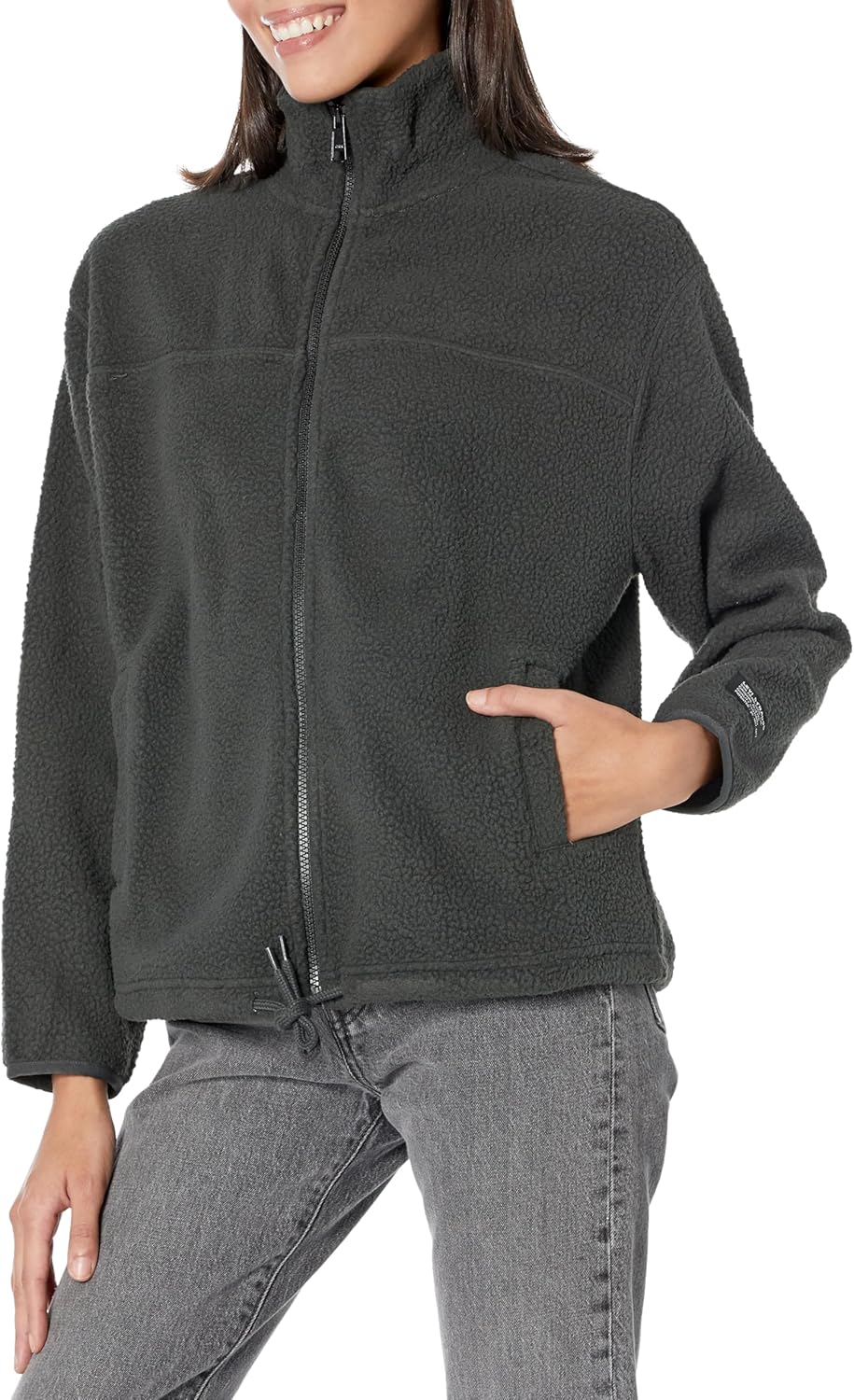 

Женская куртка Levi's утепленная из шерпы, черный