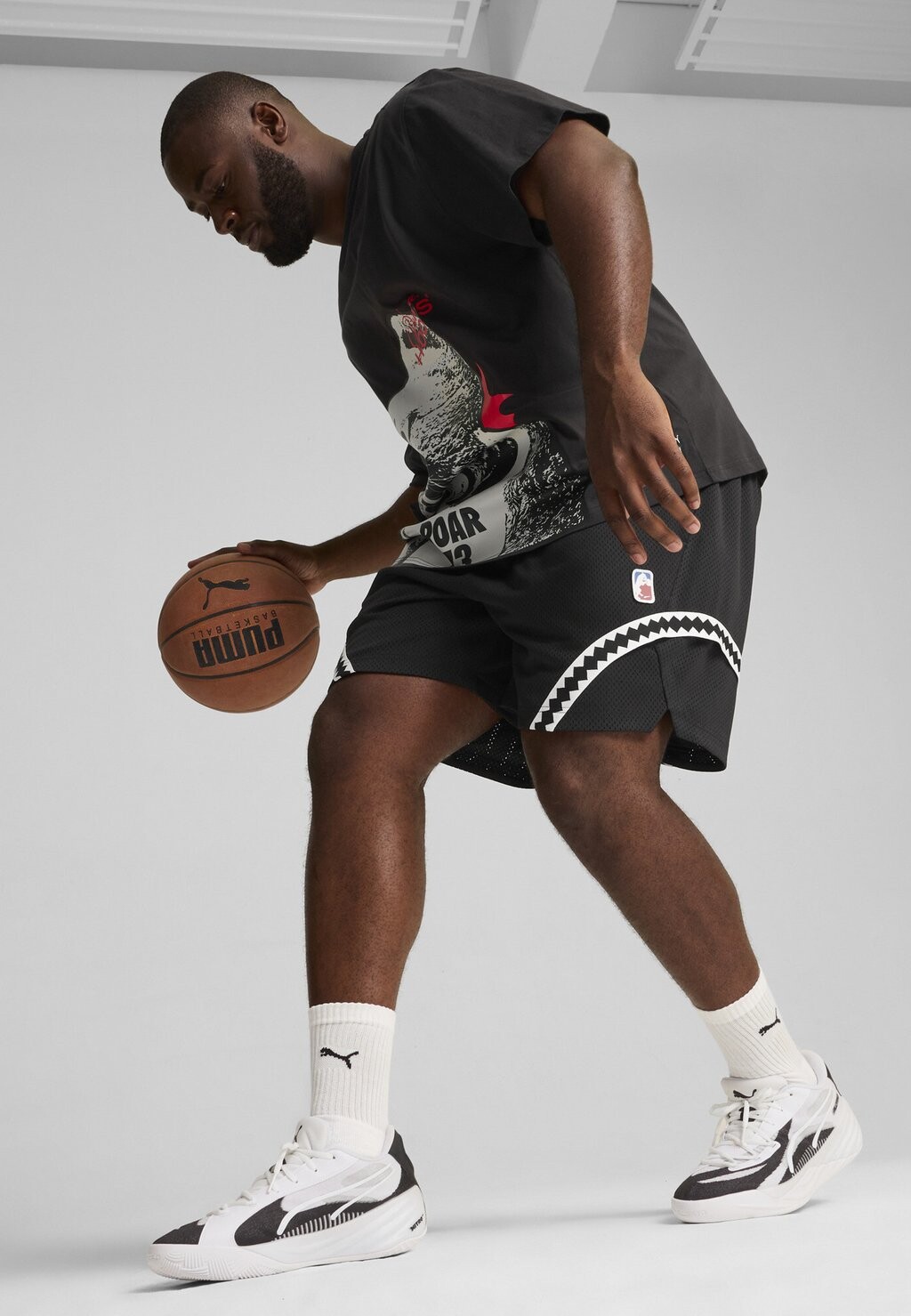 

Футболка с принтом Puma, черный