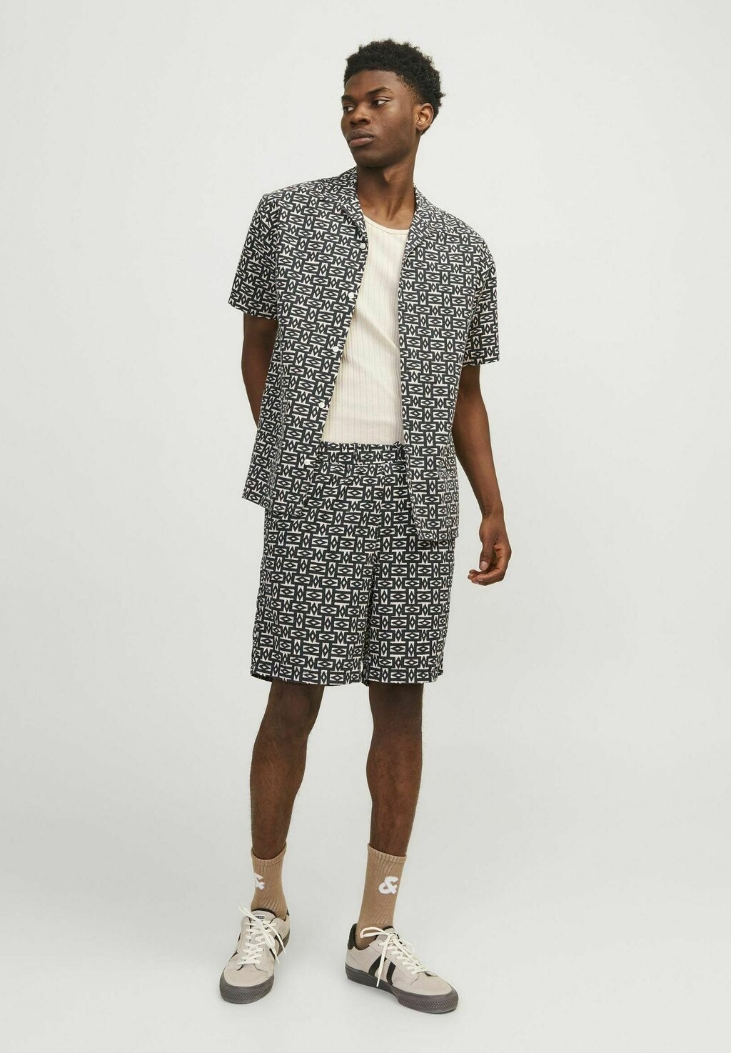 

Спортивные брюки JOGGER FIT Jack & Jones, черный